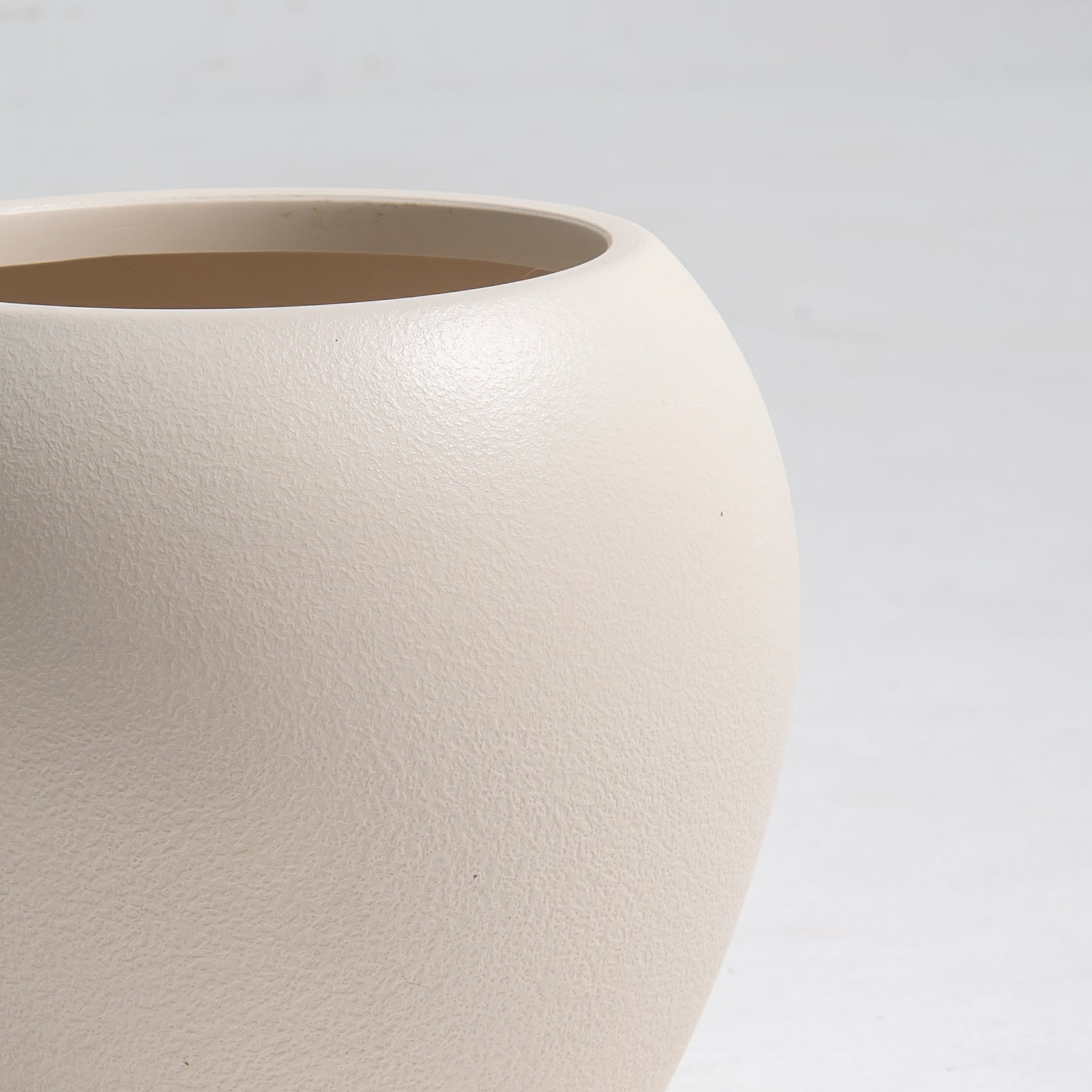 ORLIA HALF OVAL WHITE PLANTER - Art and craft furniture