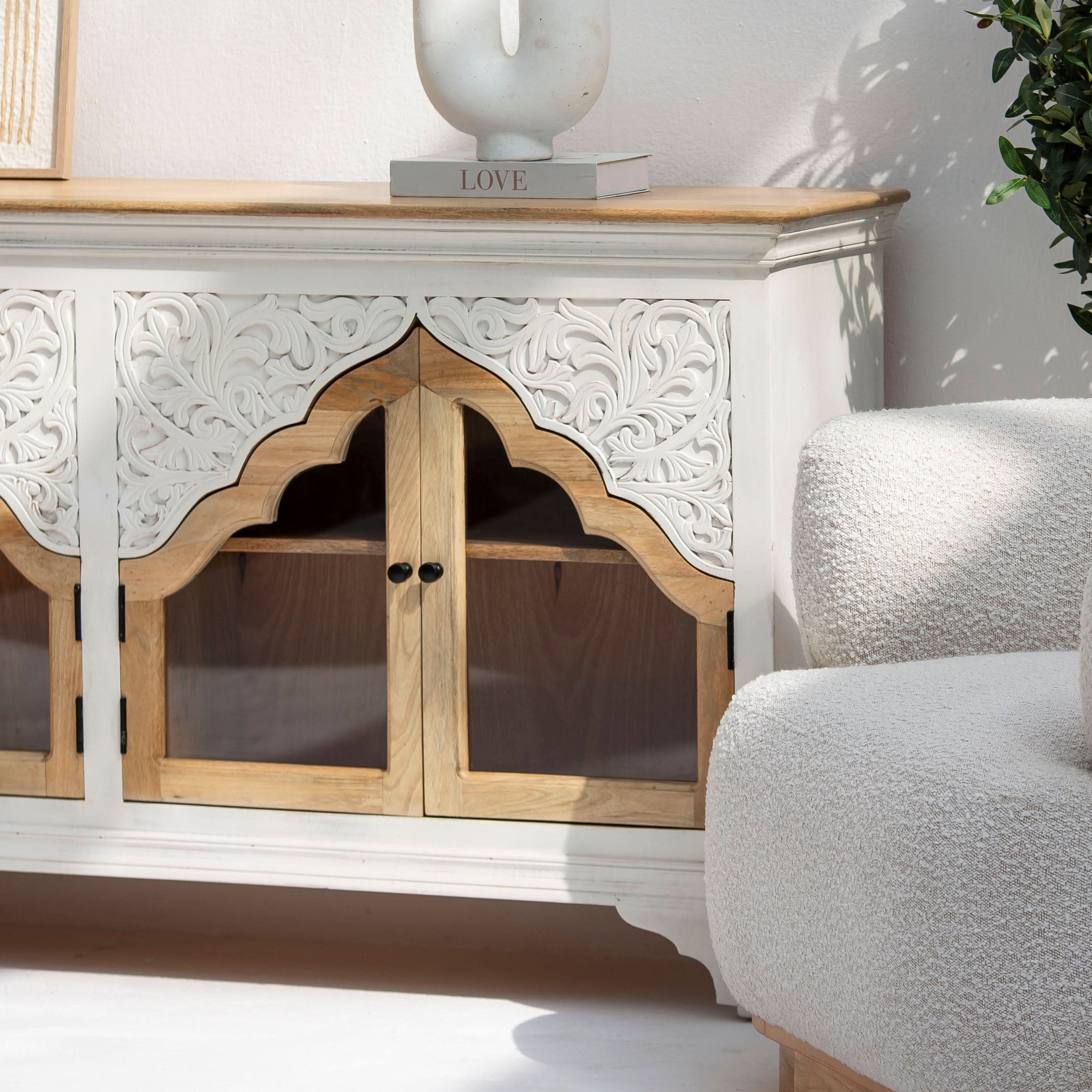 HAVELI WOODEN GLASS CARVING SIDEBOARD - Art and craft furniture