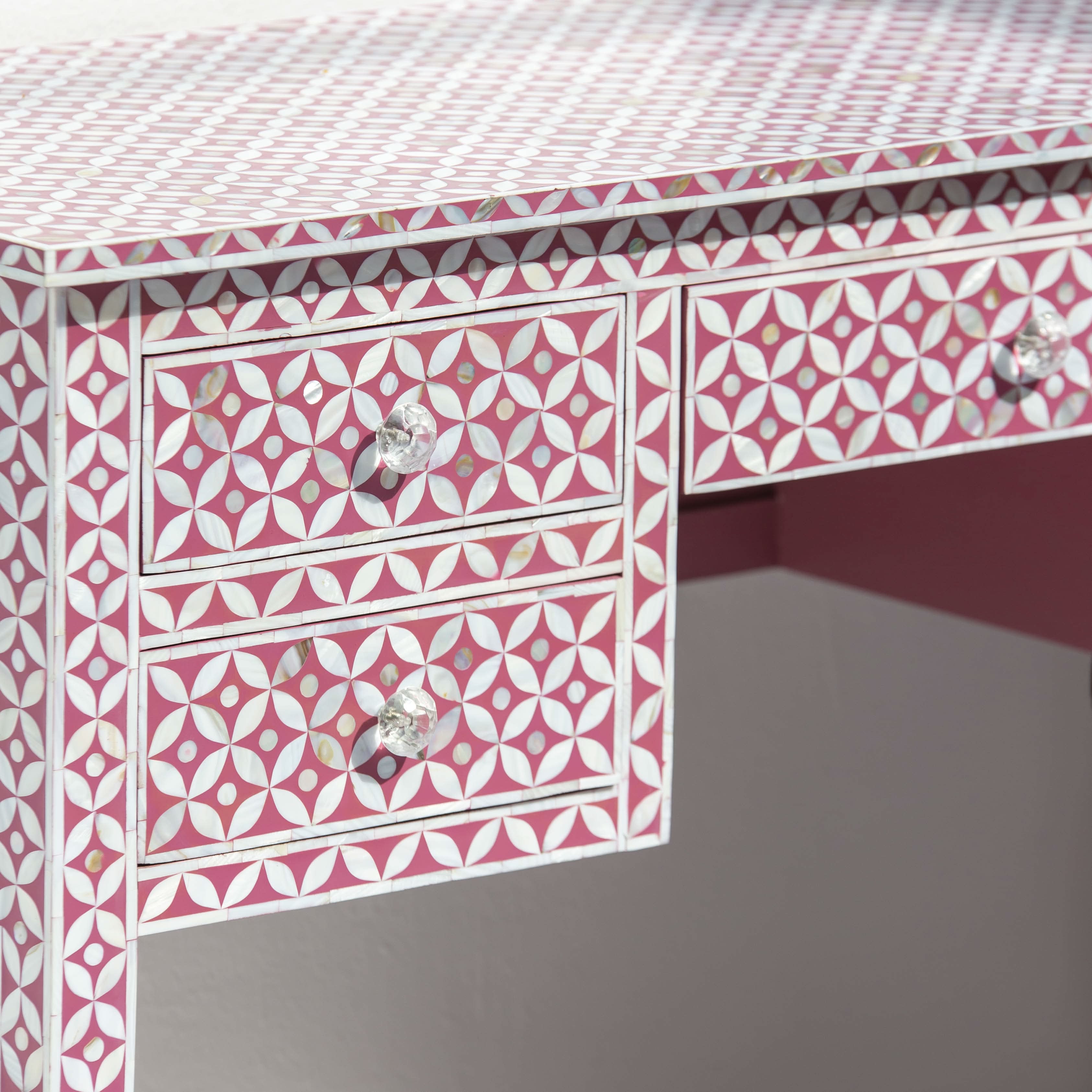 ESSENCE MOTHER OF PEARL FIVE DRAWER DESK - Art and craft furniture