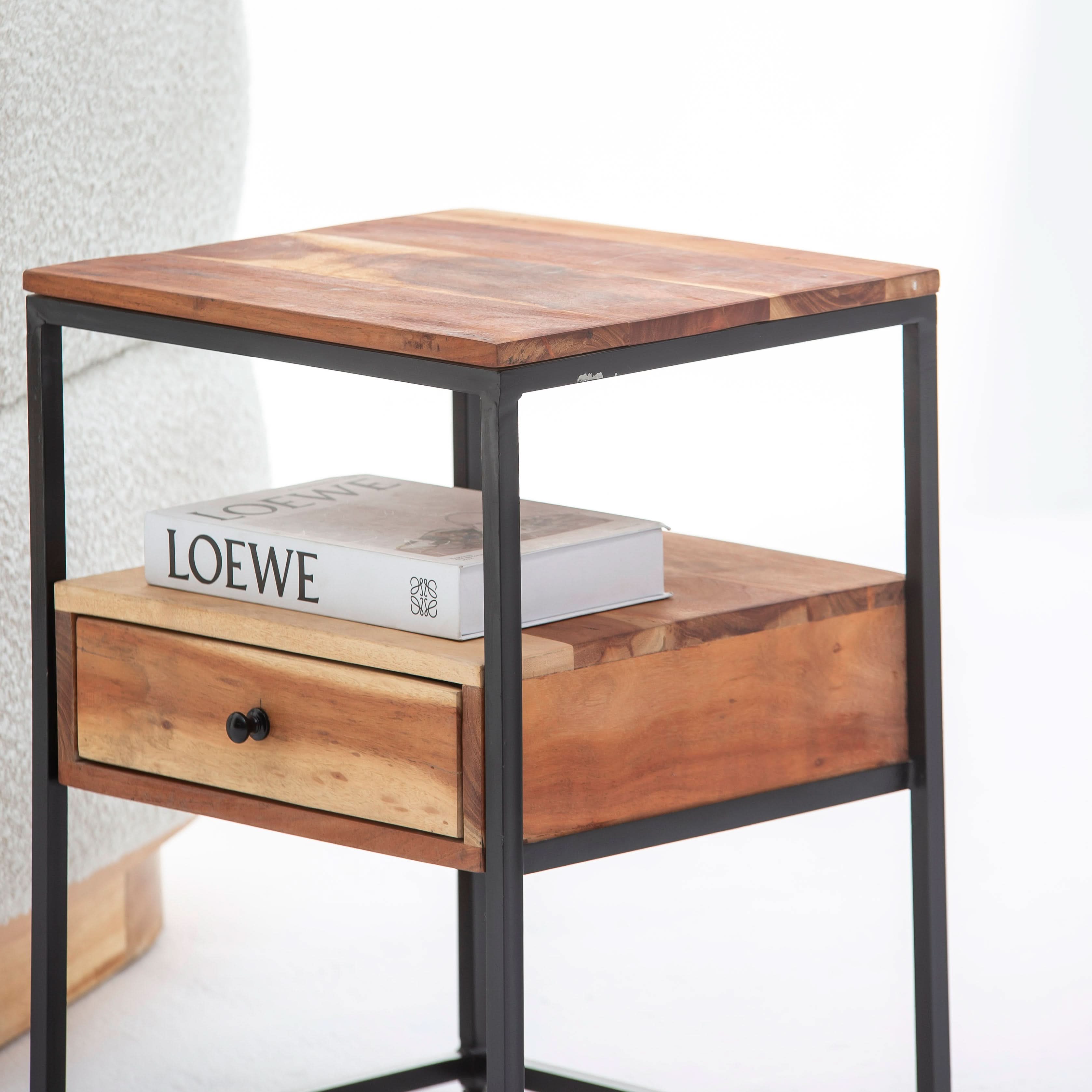 VILLENEUVE IRON ONE DRAWER NIGHTSTAND TABLE - Art and craft furniture