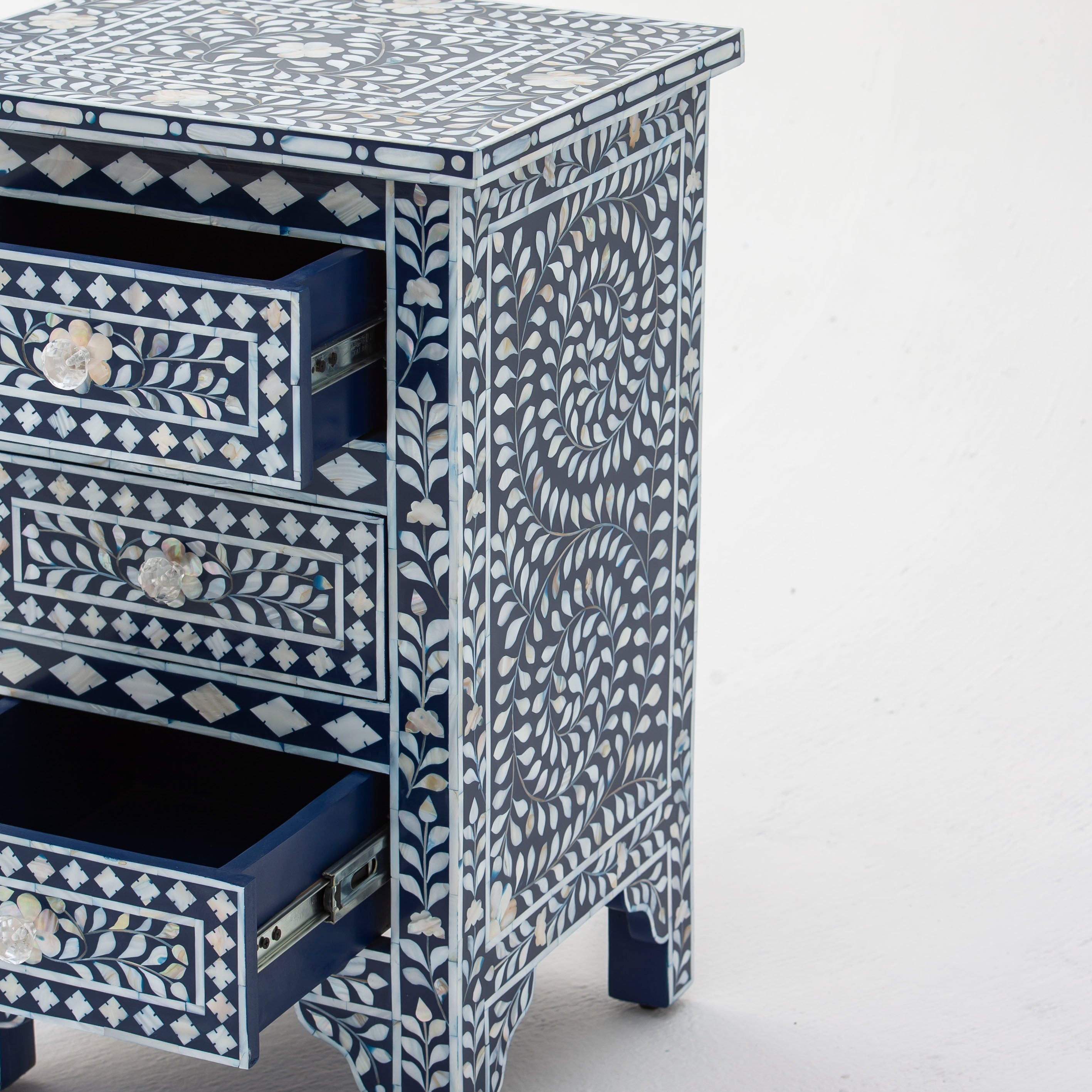 OCEAN-BLUE MOTHER OF PEARL THREE DRAWER BEDSIDE TABLE - Art and craft furniture