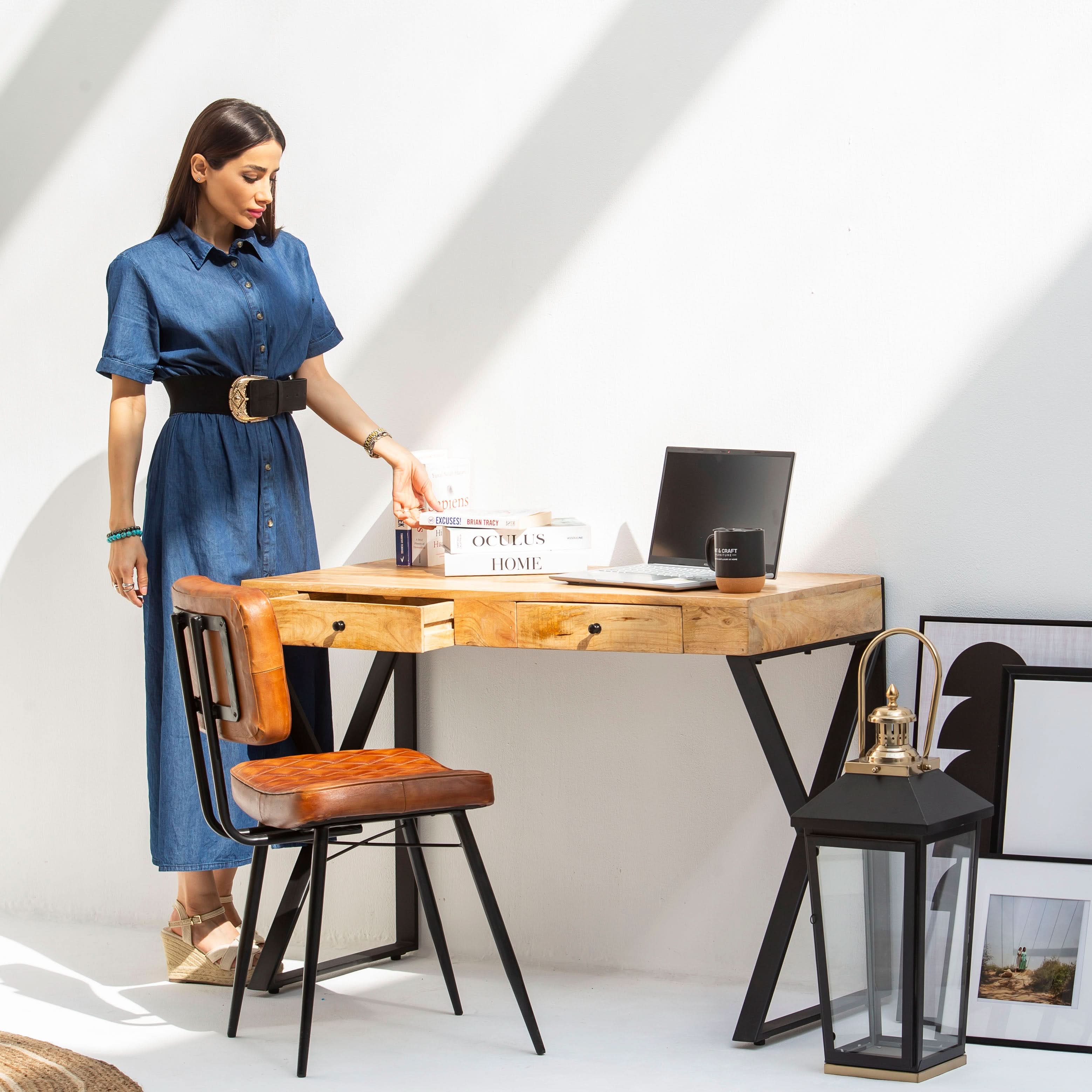 BERLIN LOFT WOODEN DESK - Art and craft furniture