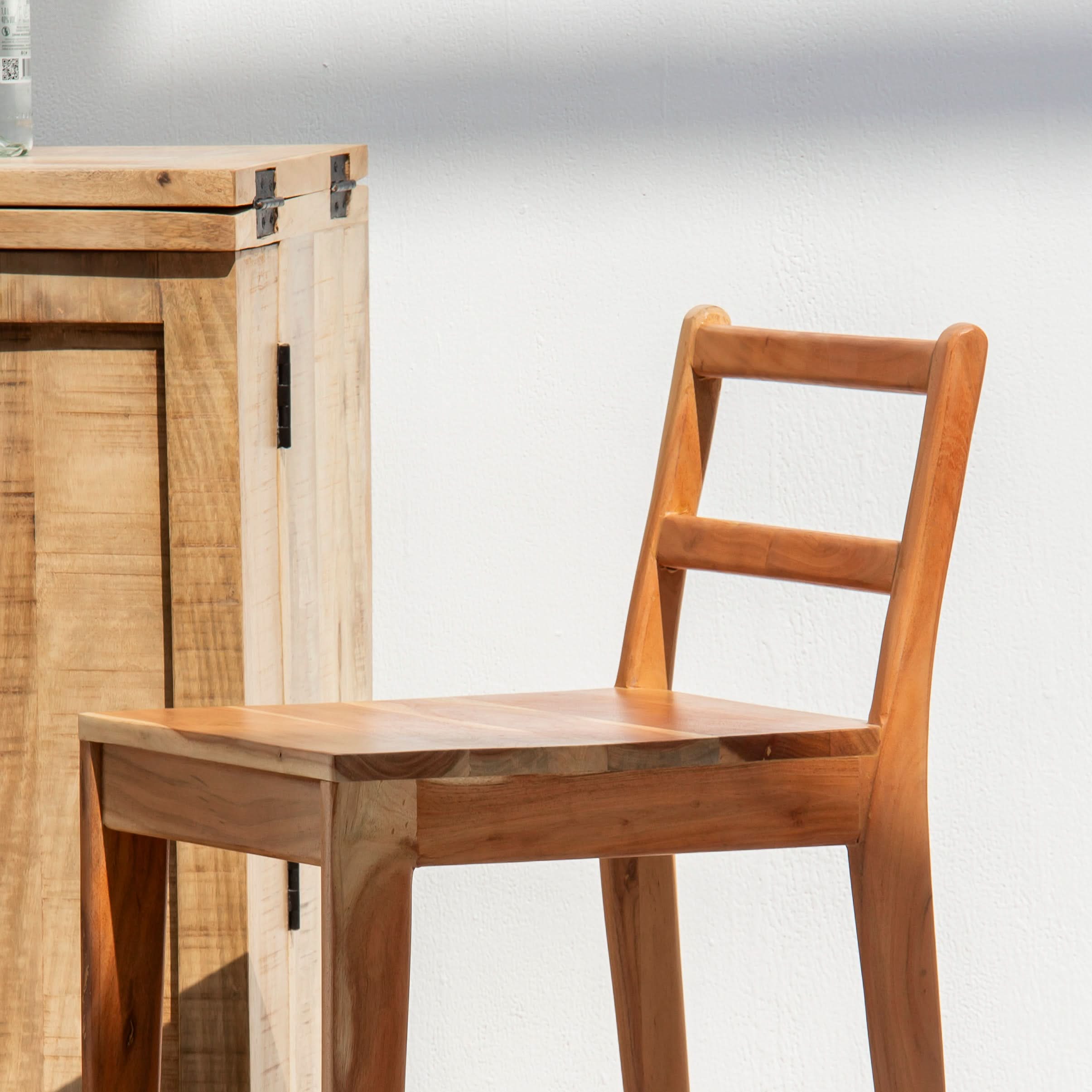 MINIMALIST ACACIA WOOD BAR STOOL - Art and craft furniture