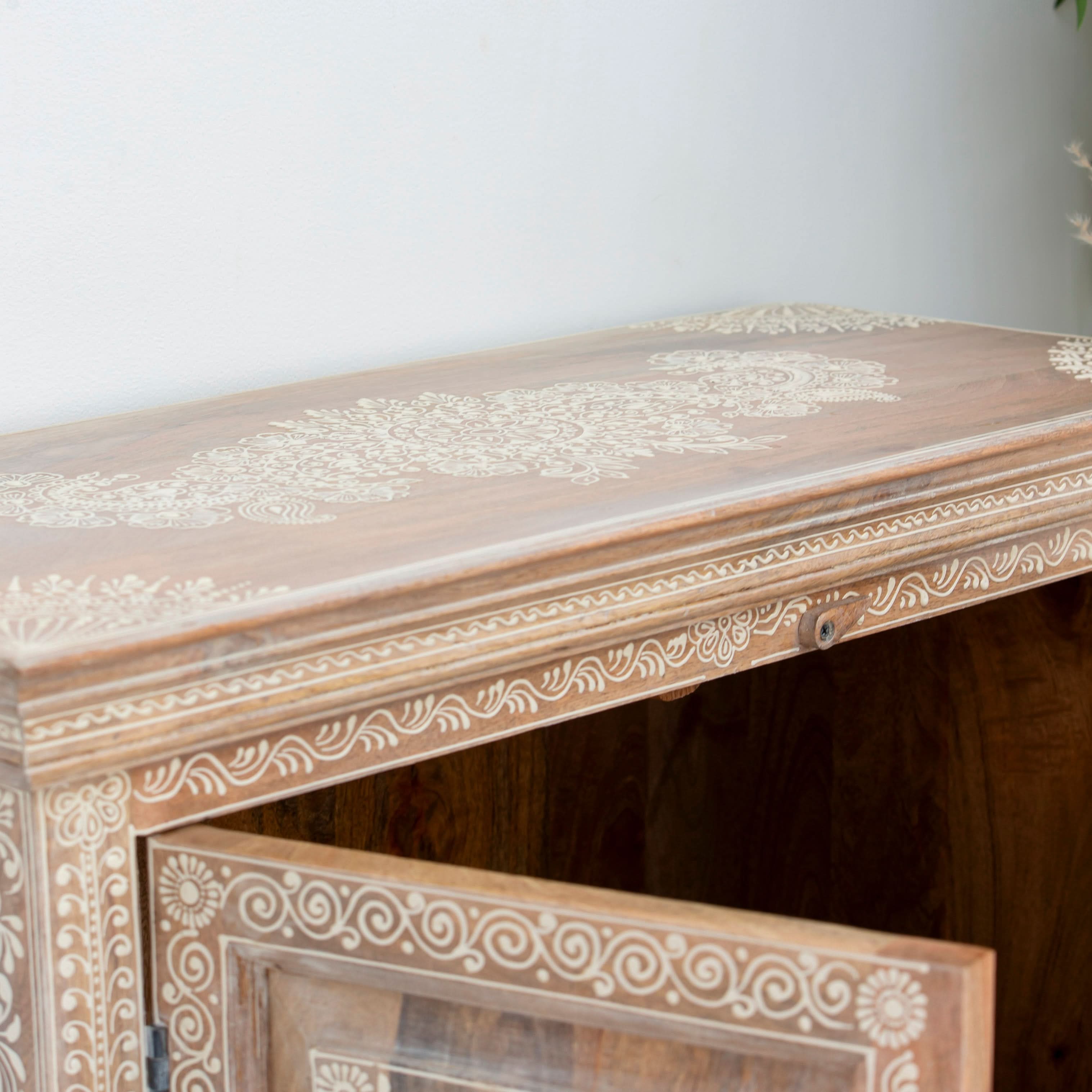ELMORA PAINTING WOODEN CABINET - Art and craft furniture