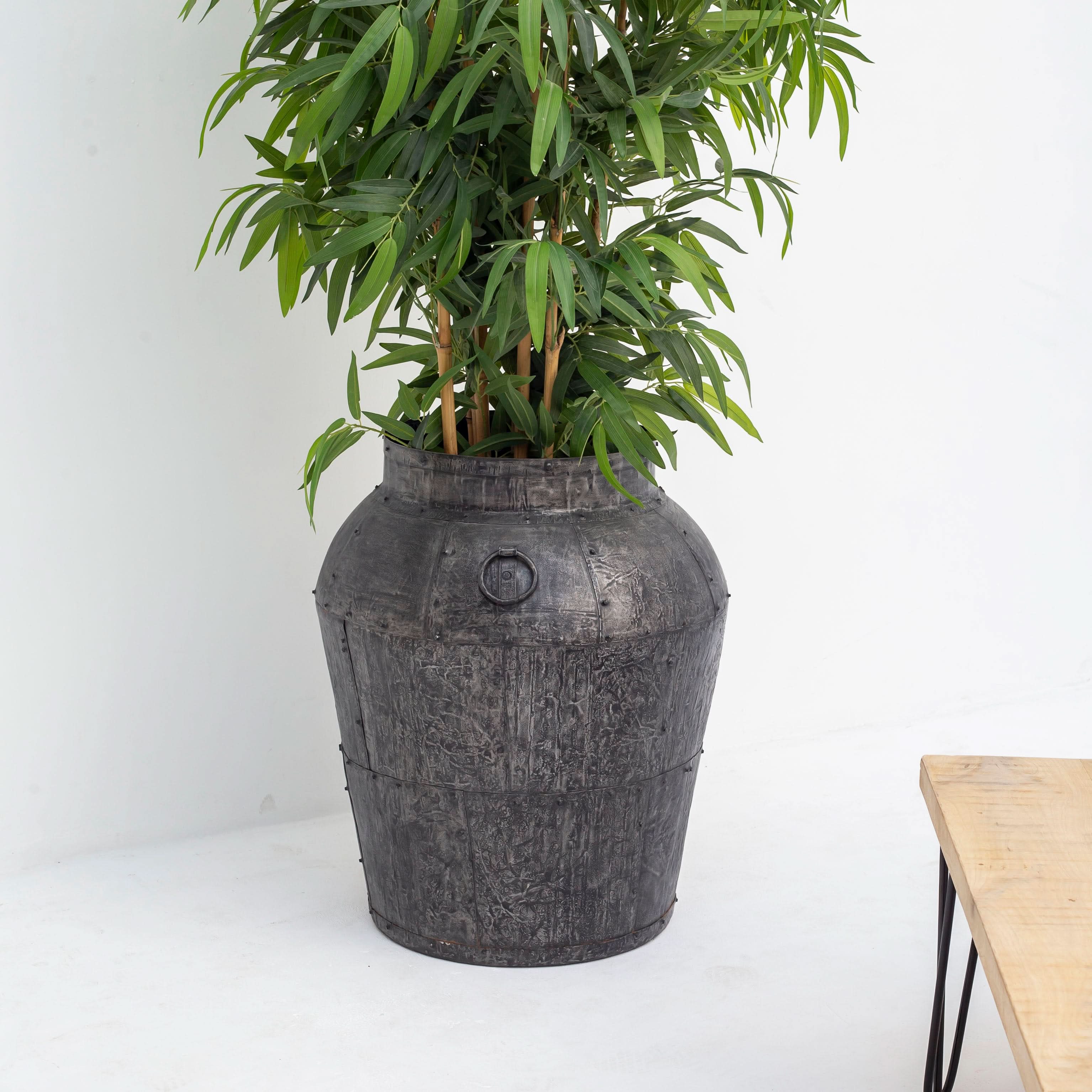 ANTIQUE AURA POT - Art and craft furniture