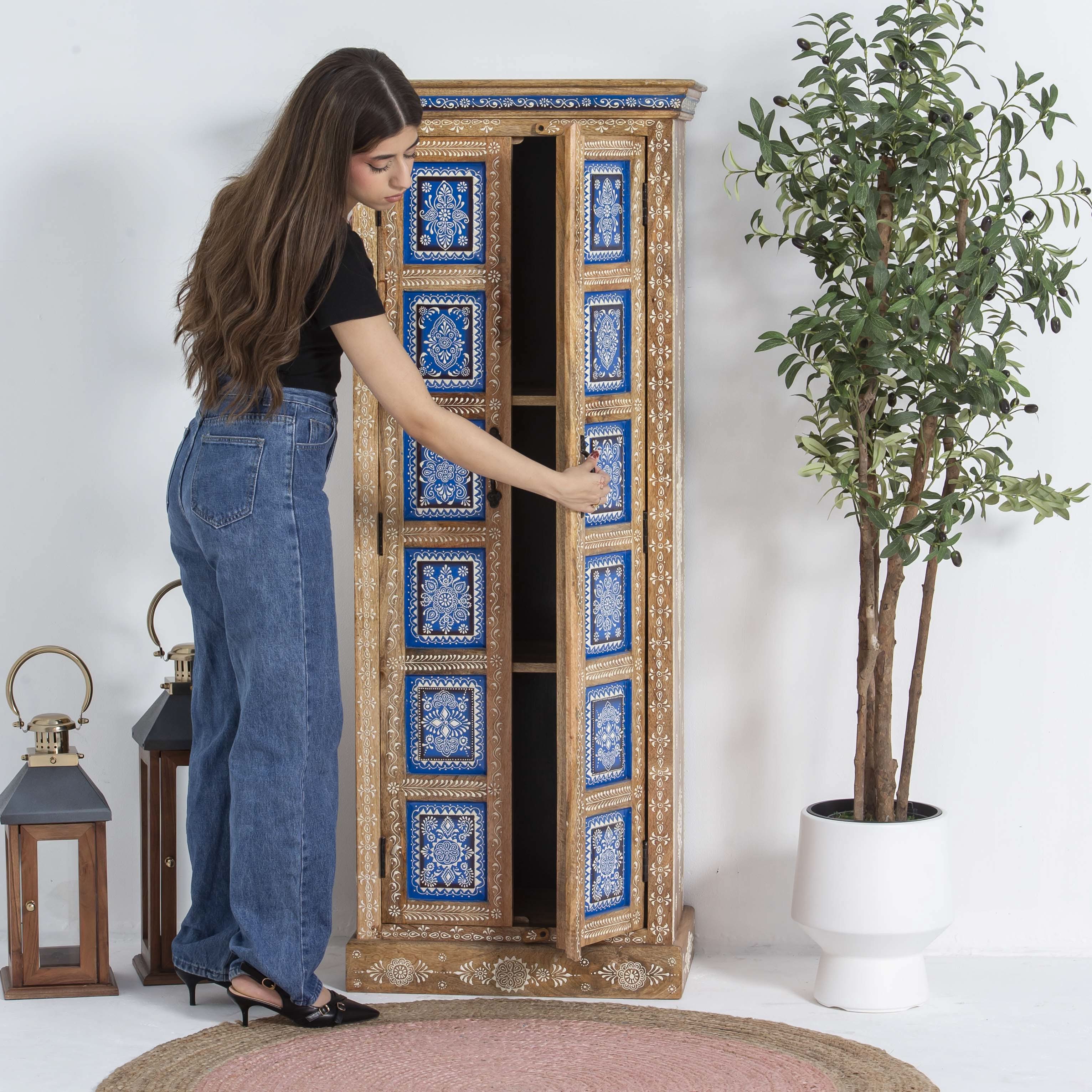 ELMORA PAINTING WOODEN CABINET - Art and craft furniture