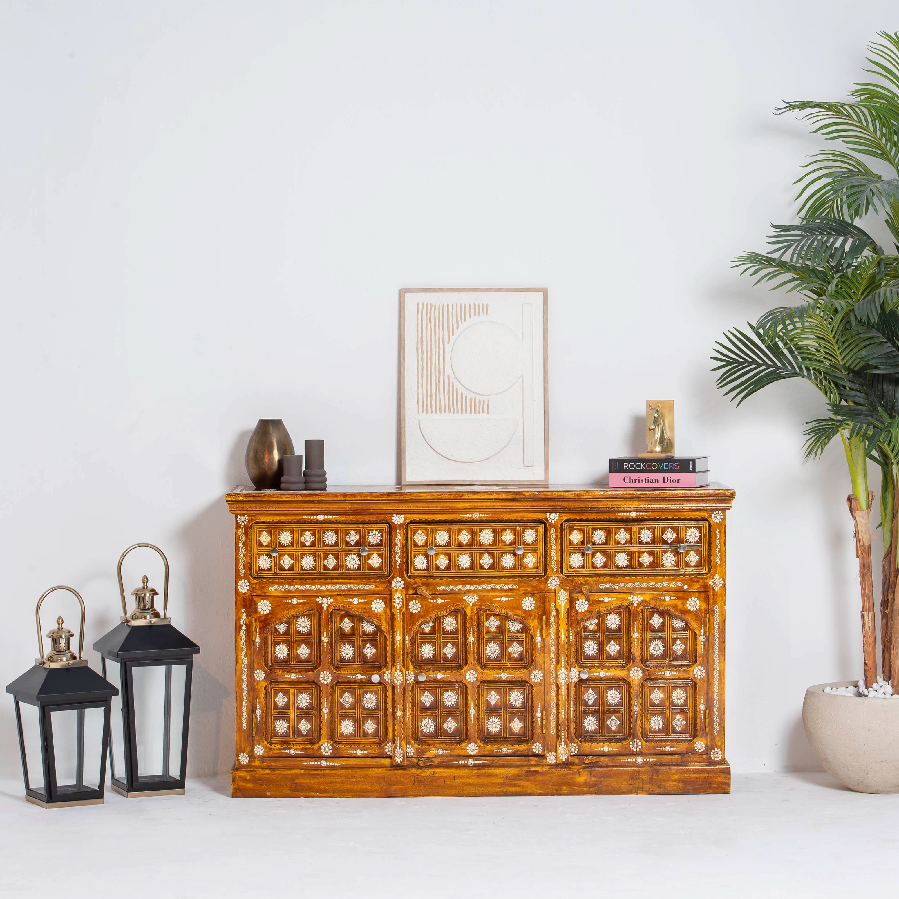ELMORA PAINTING WOODEN SIDEBOARD - Art and craft furniture