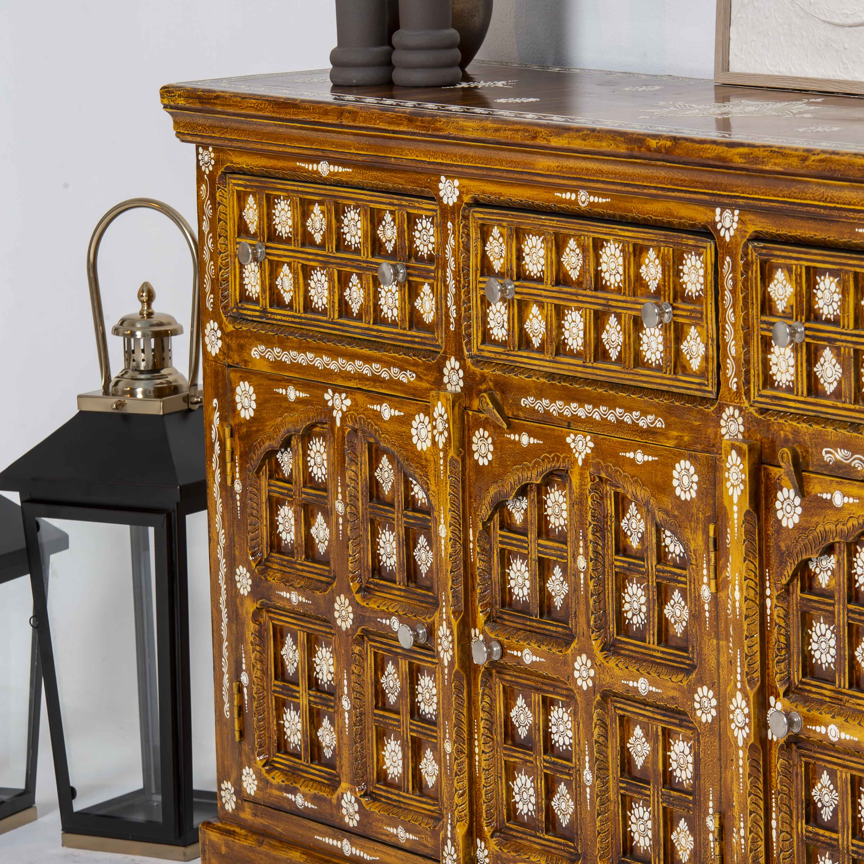 ELMORA PAINTING WOODEN SIDEBOARD - Art and craft furniture