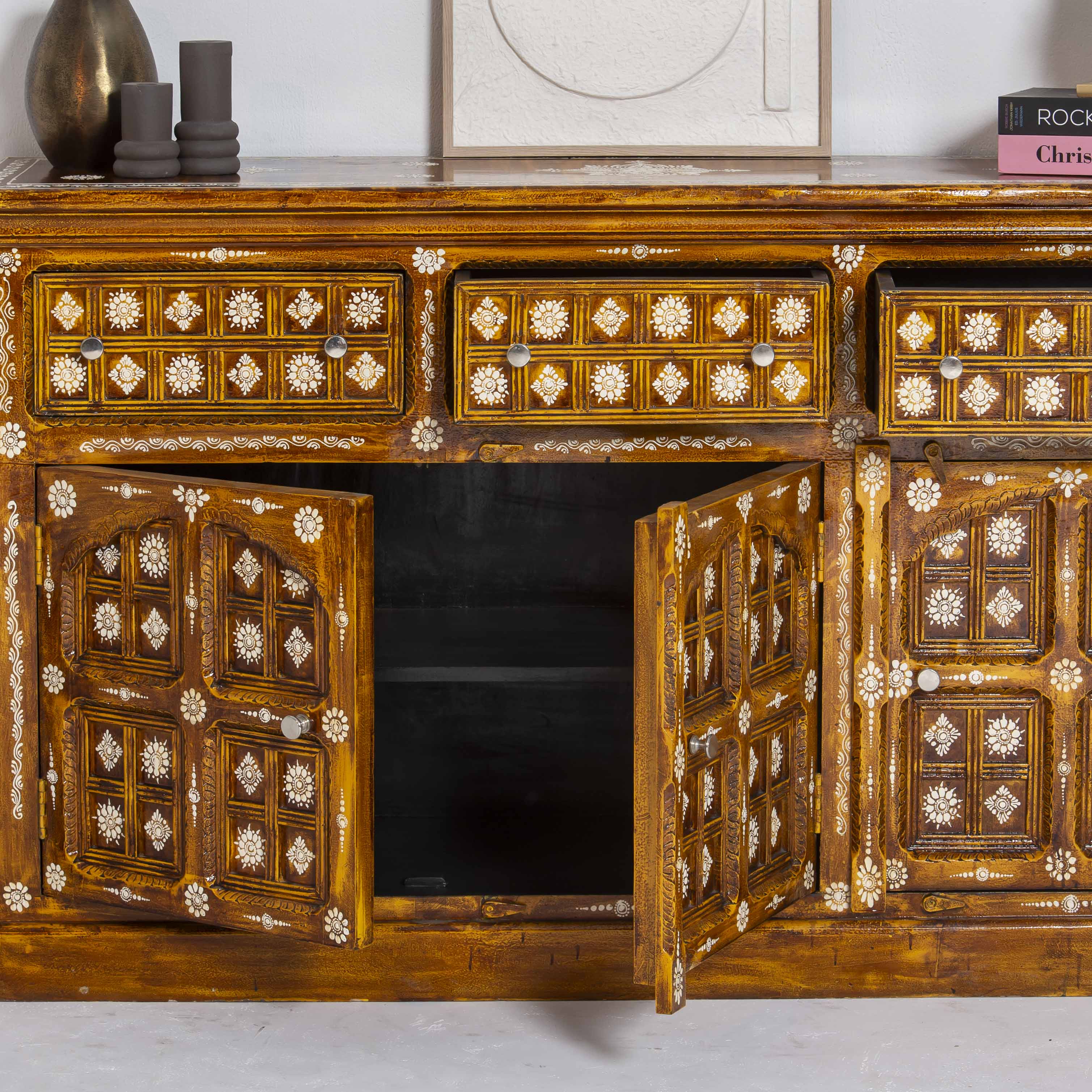 ELMORA PAINTING WOODEN SIDEBOARD - Art and craft furniture