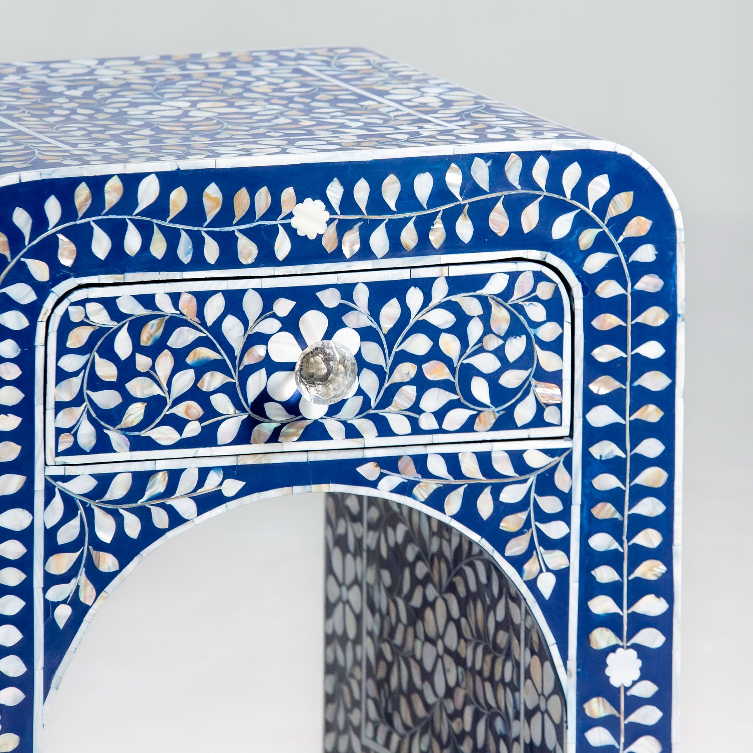 OCEAN-BLUE MOTHER OF PEARL ONE DRAWER BEDSIDE TABLE - Art and craft furniture