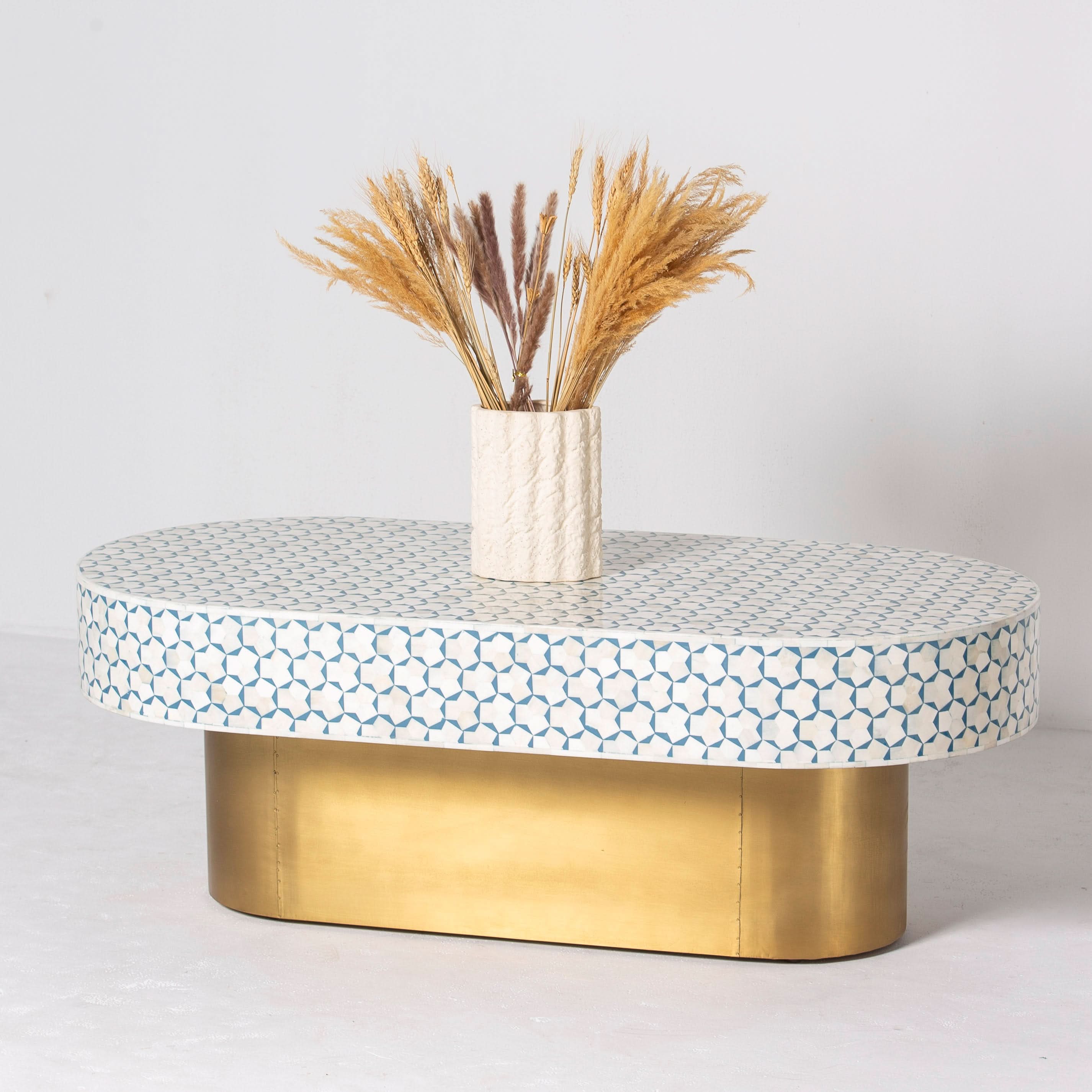 MAJESTIC INLAY OVAL SHAPE COFFEE TABLE - Art and craft furniture