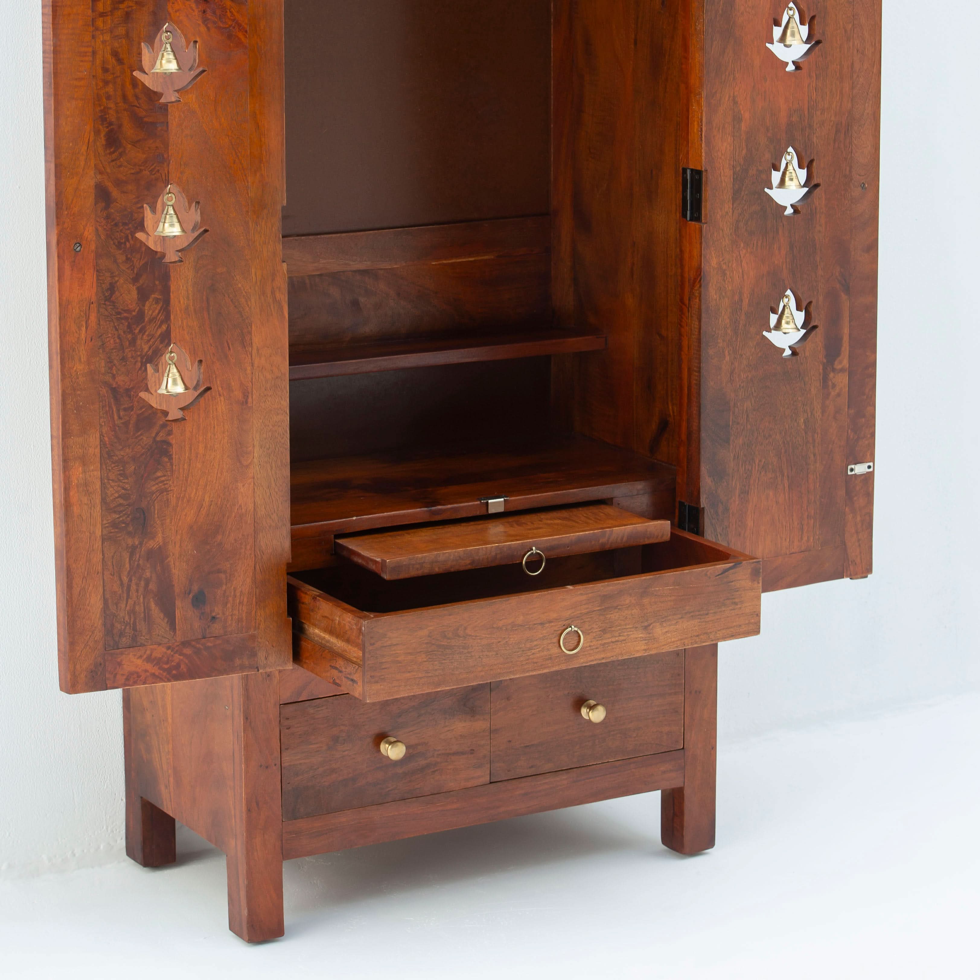 WOODEN TEMPLE - Art and craft furniture
