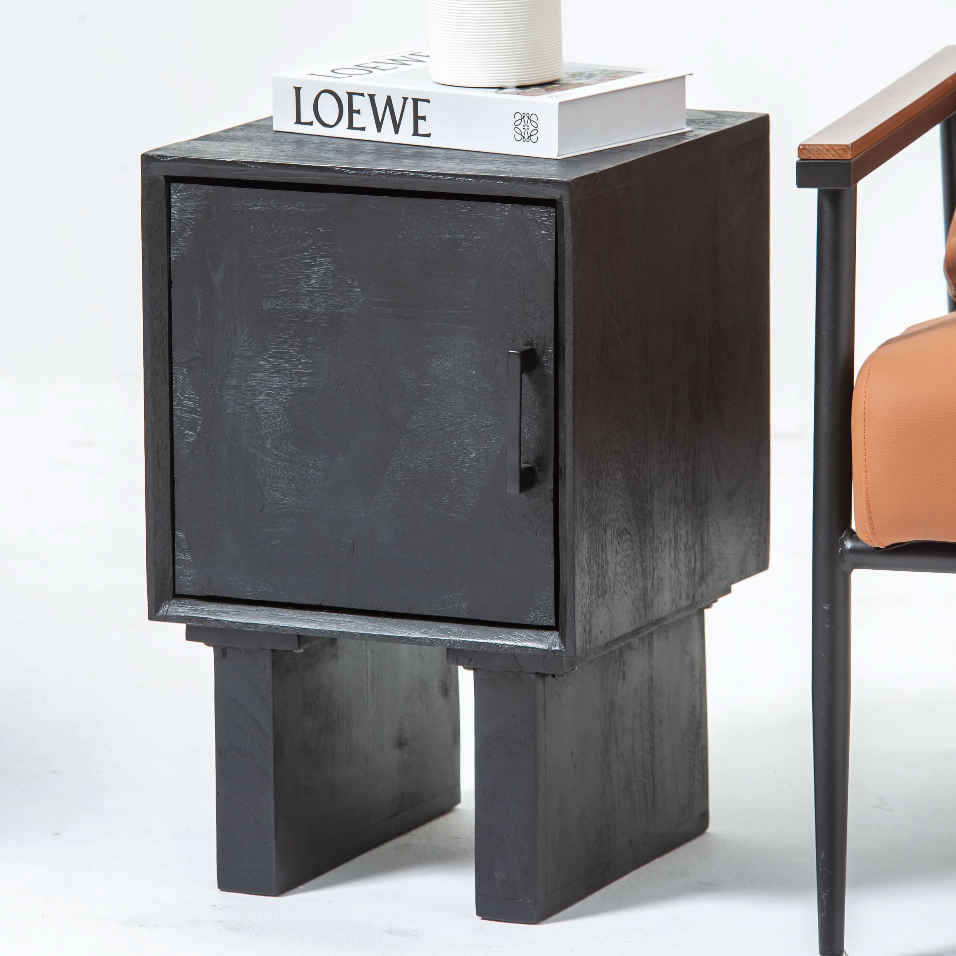 BARMER WOODEN ONE DOOR NIGHTSTAND TABLE - Art and craft furniture