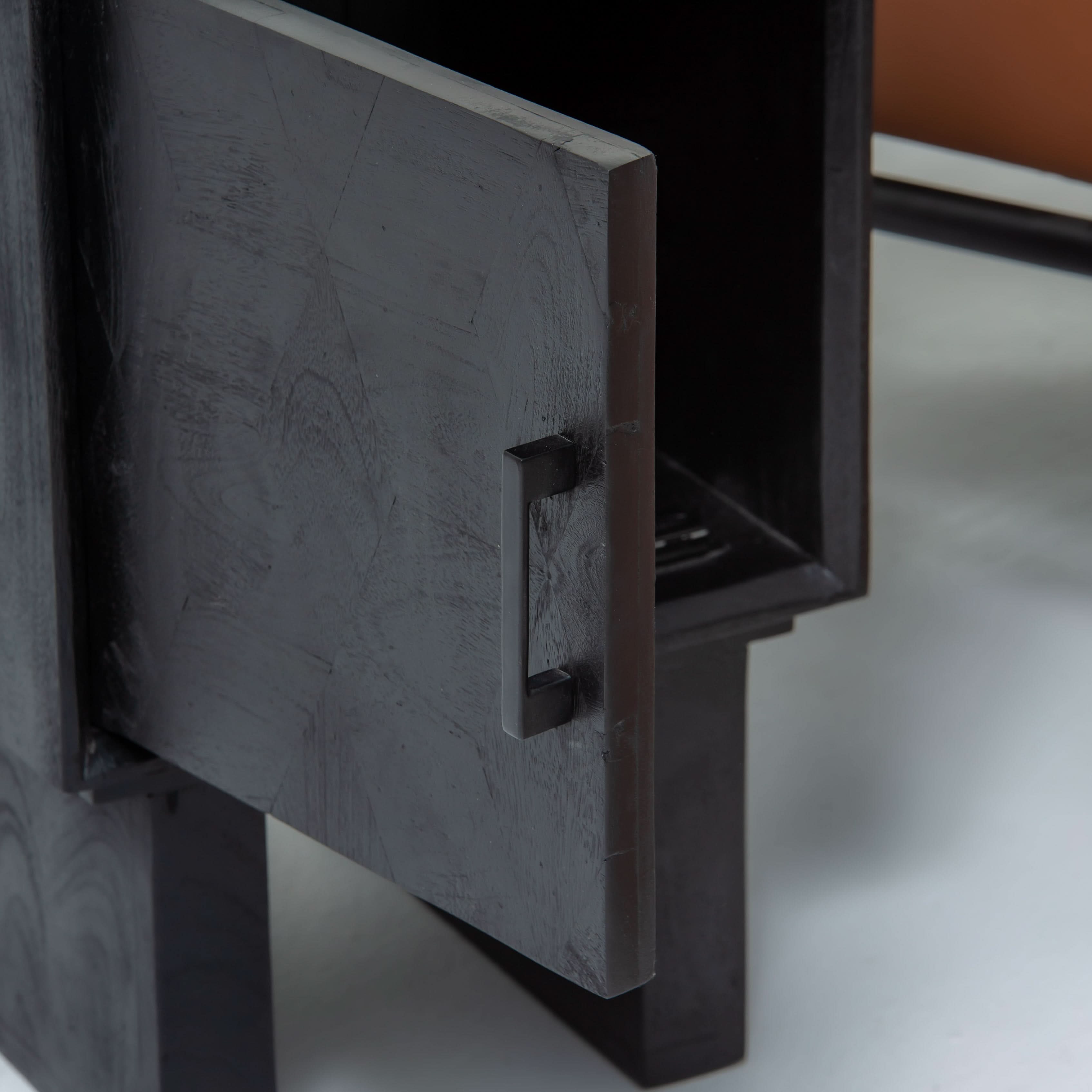BARMER WOODEN ONE DOOR NIGHTSTAND TABLE - Art and craft furniture