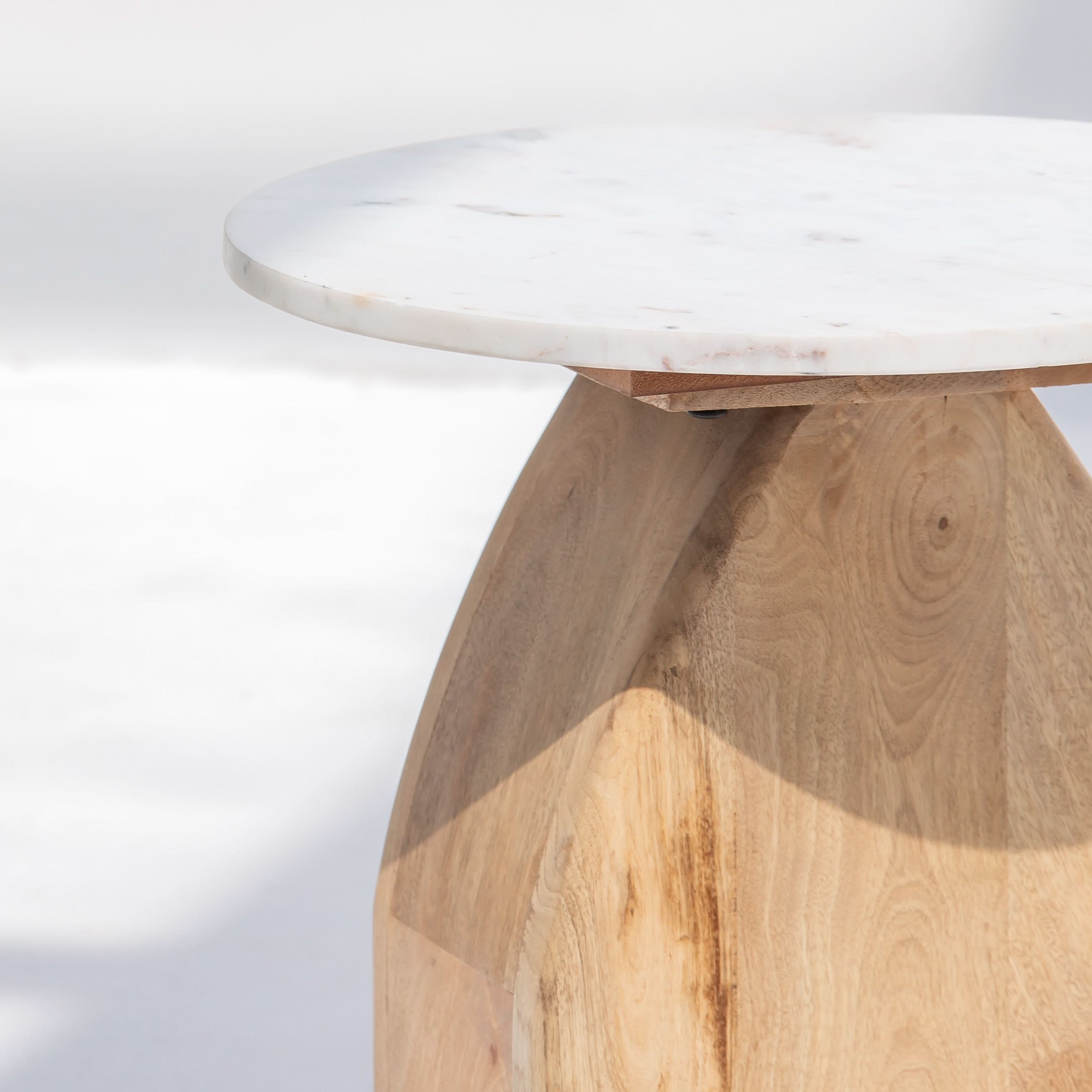 TERRALUXE MARBLE SIDE TABLE - Art and craft furniture