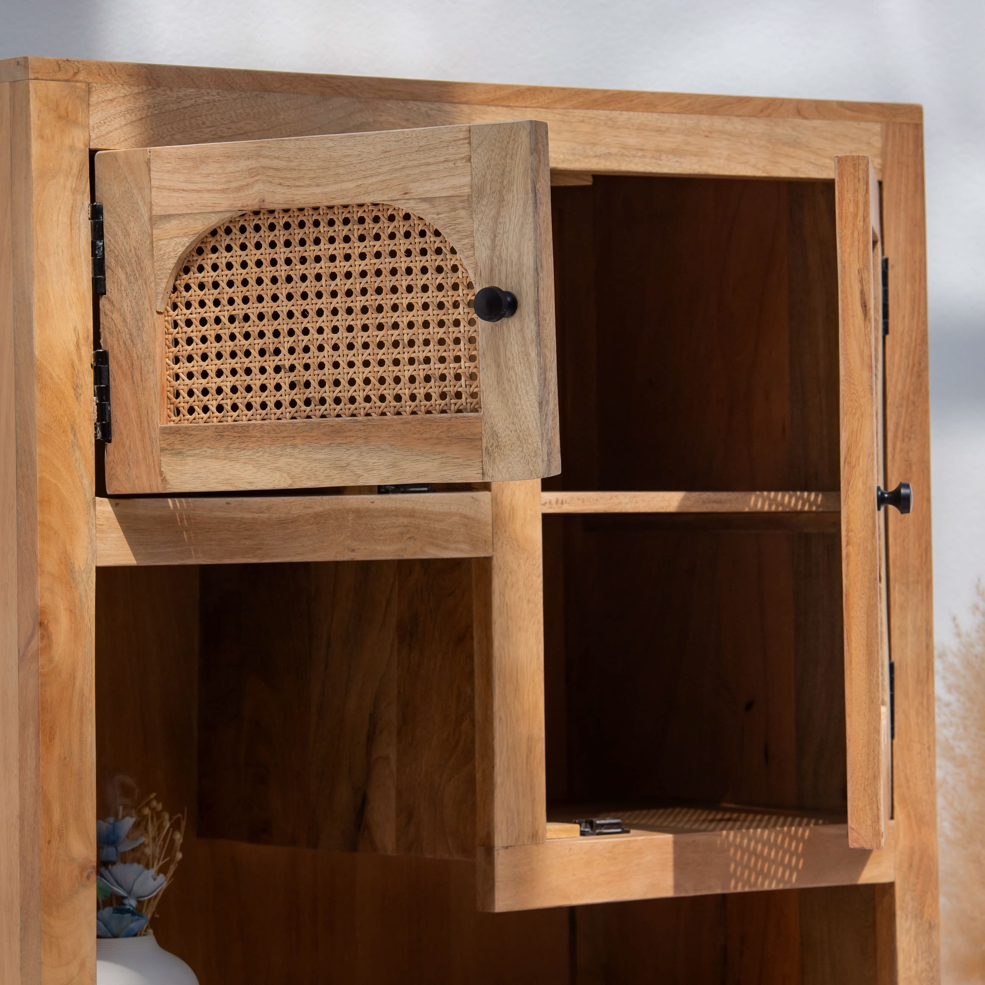 CANOVIA CANE KITCHEN CABINET - Art and craft furniture