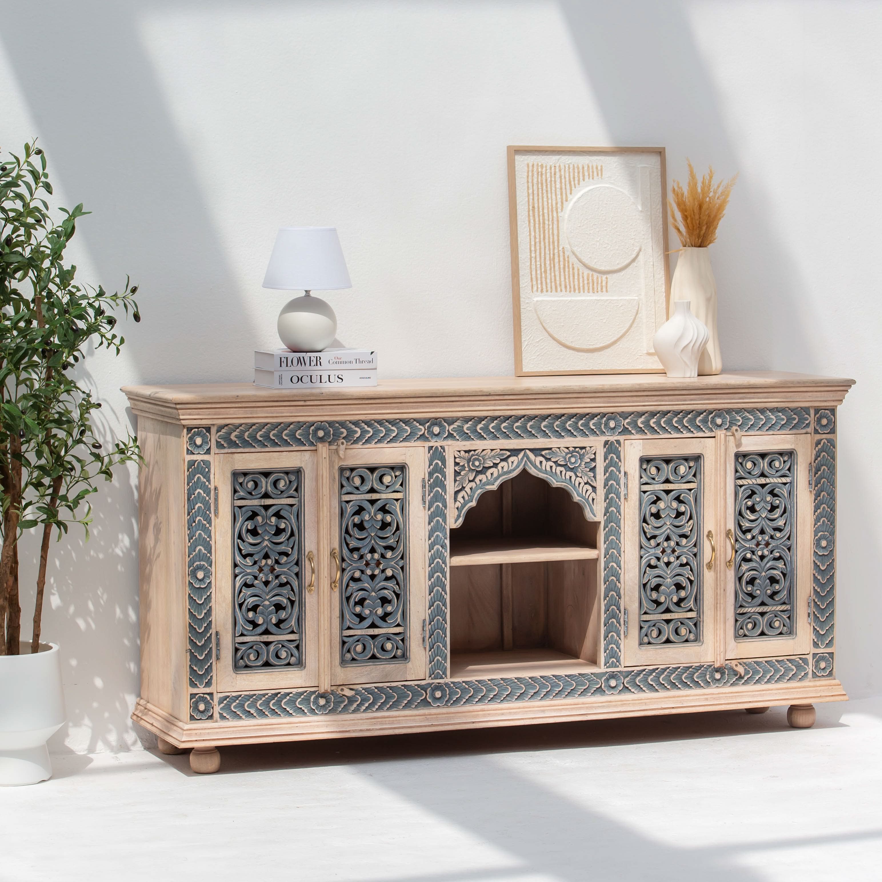 CHARLORE WOODEN SIDEBOARD - Art and craft furniture