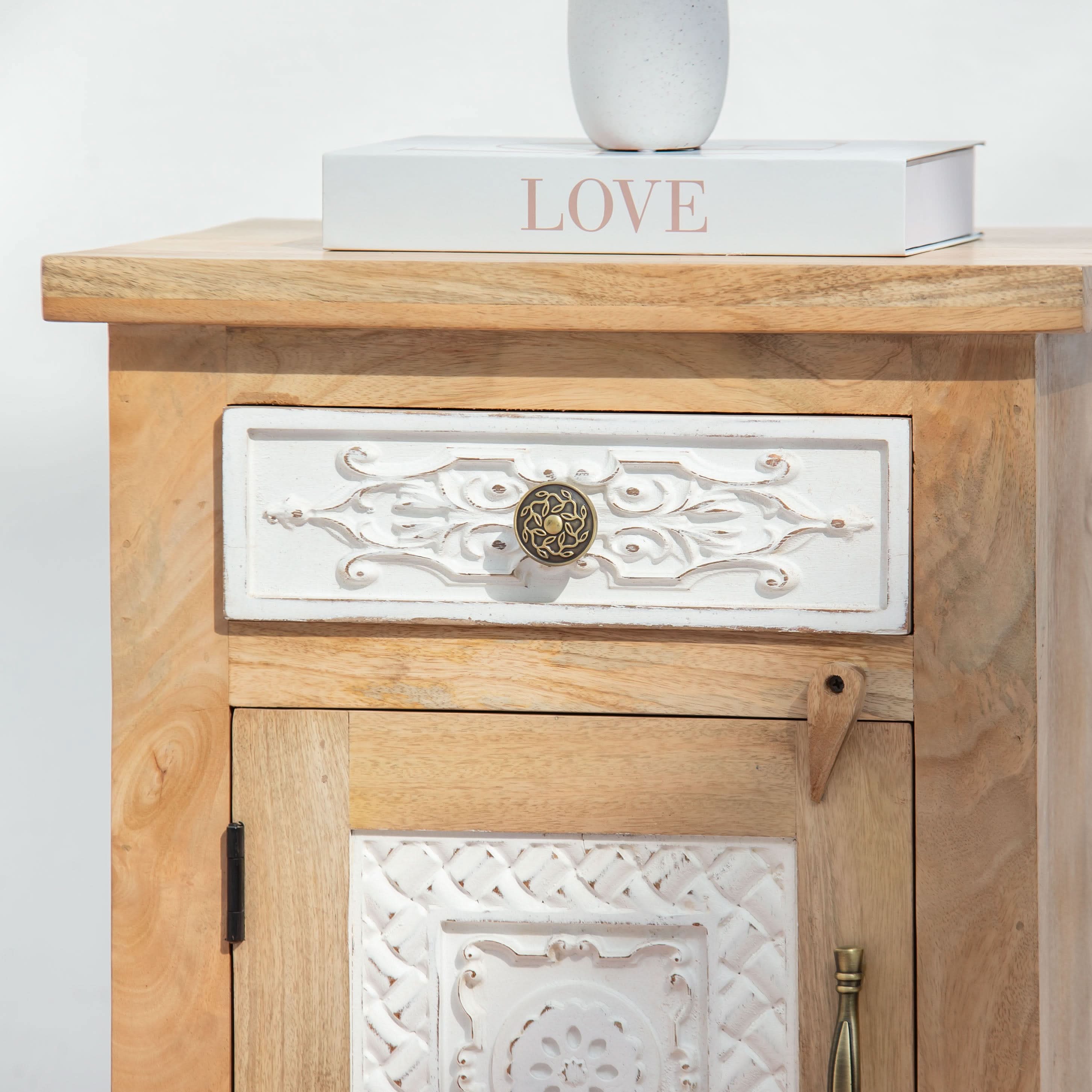PUSHKAR WOODEN CARVING NIGHTSTAND TABLE - Art and craft furniture