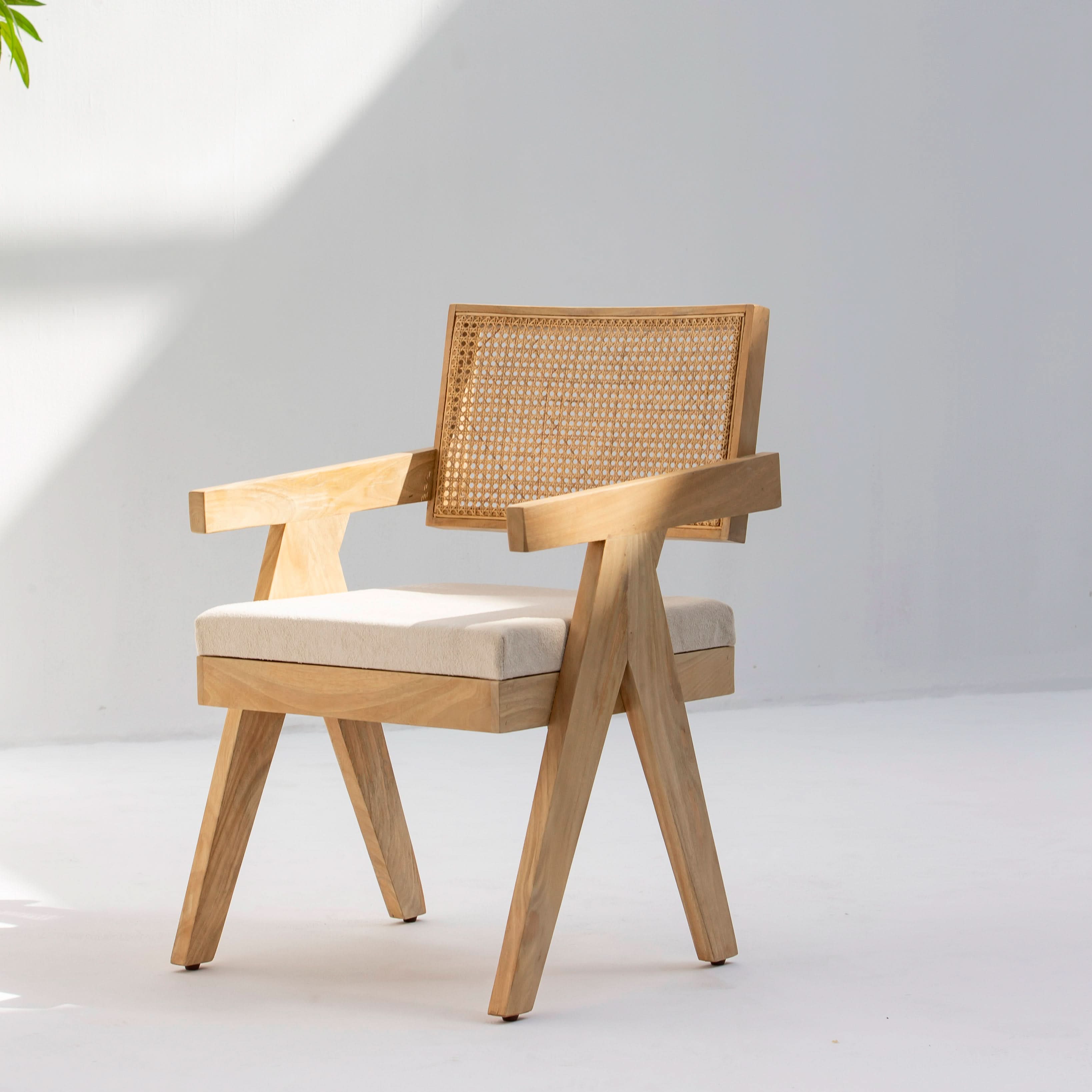 CANOVIA CANE CHAIR WITH ARMS - Art and craft furniture