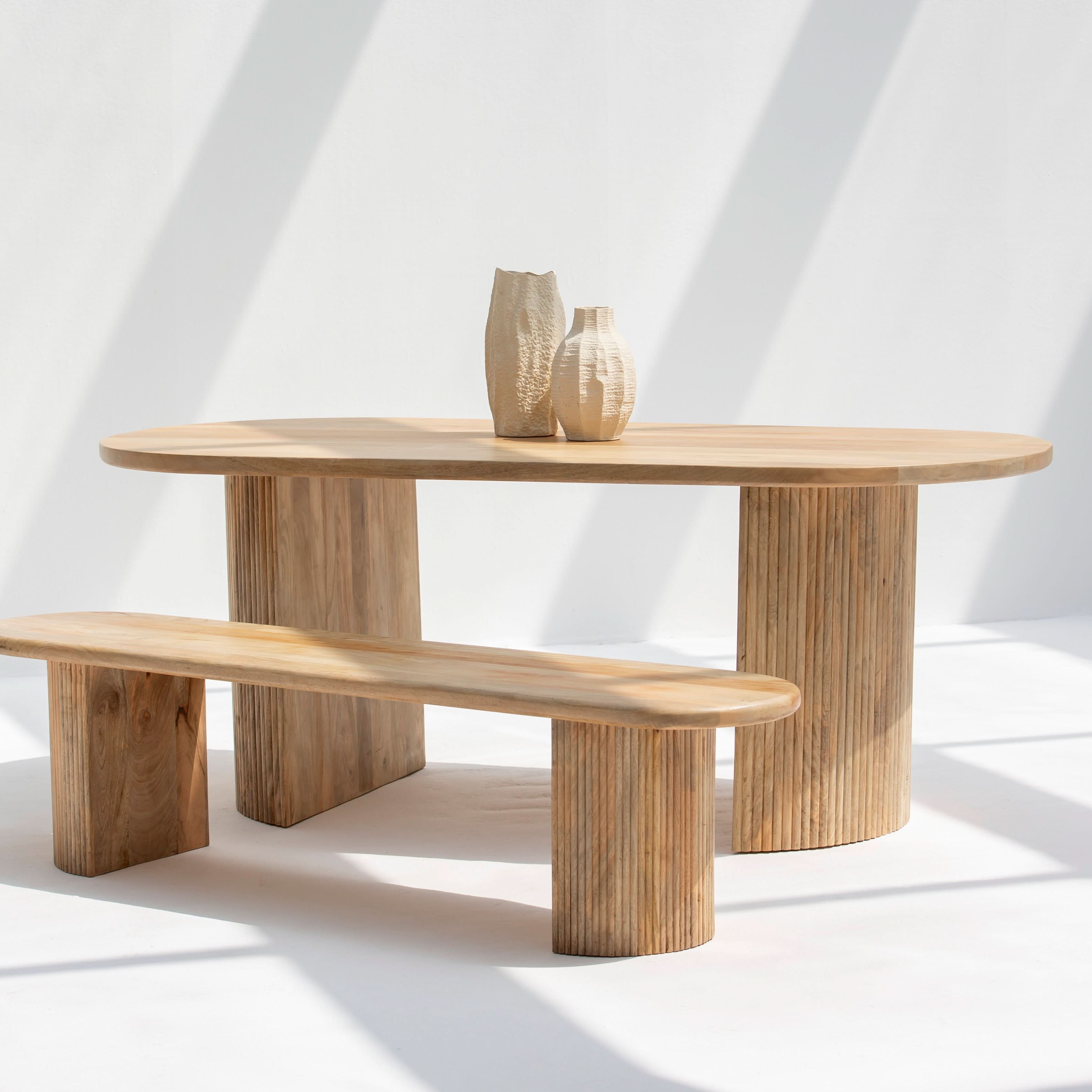 LUWIN LINING DINING TABLE - Art and craft furniture