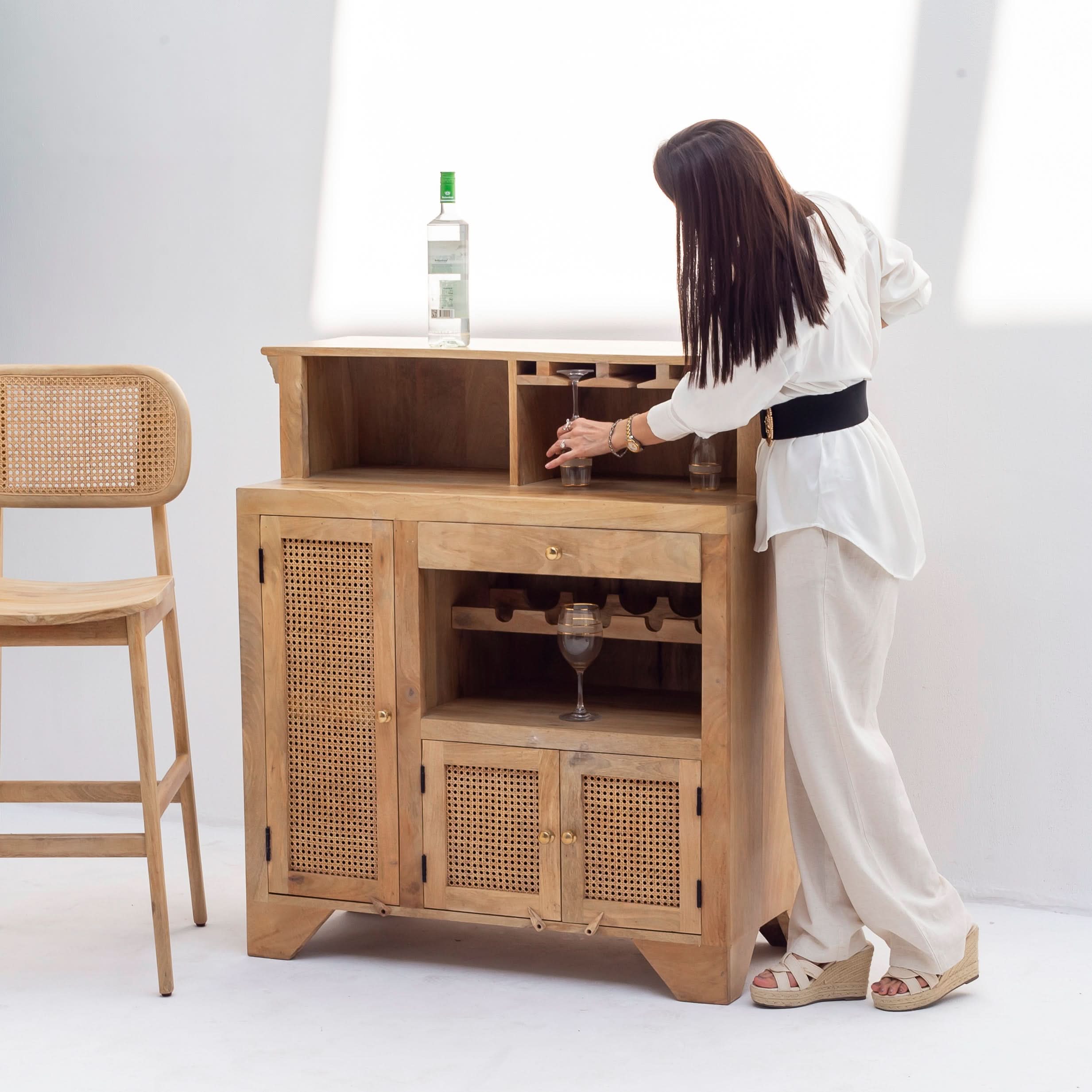 THE ELEGANT ELIXIR RATTAN BAR COUNTER - Art and craft furniture