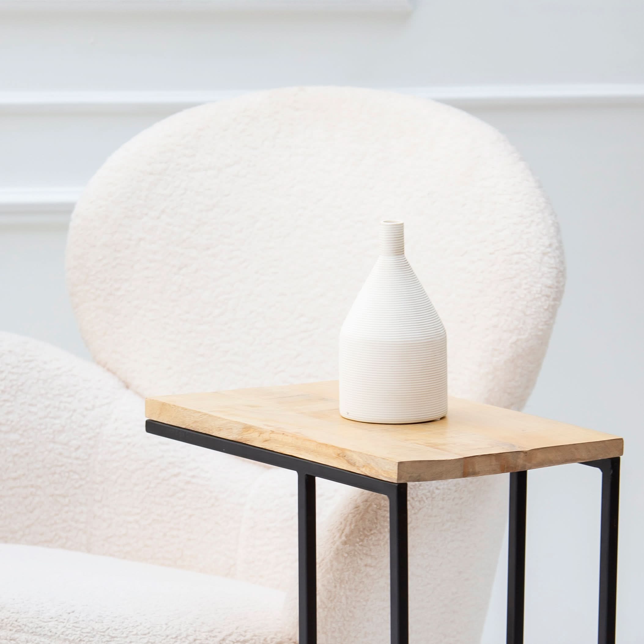 MANGOEDGE SIDE TABLE - Art and craft furniture