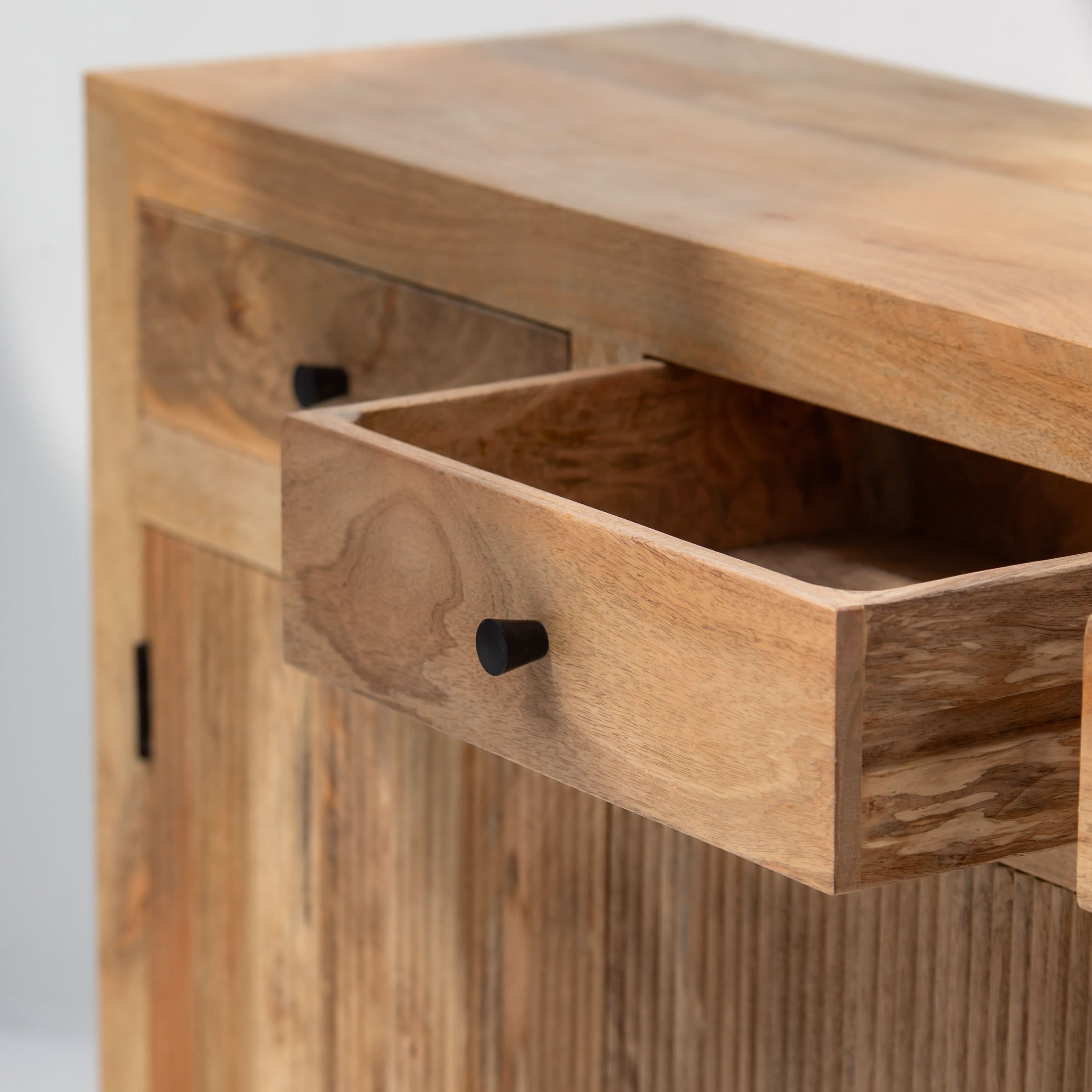 LUWIN LINNING DOOR - DRAWER SIDEBOARD - Art and craft furniture