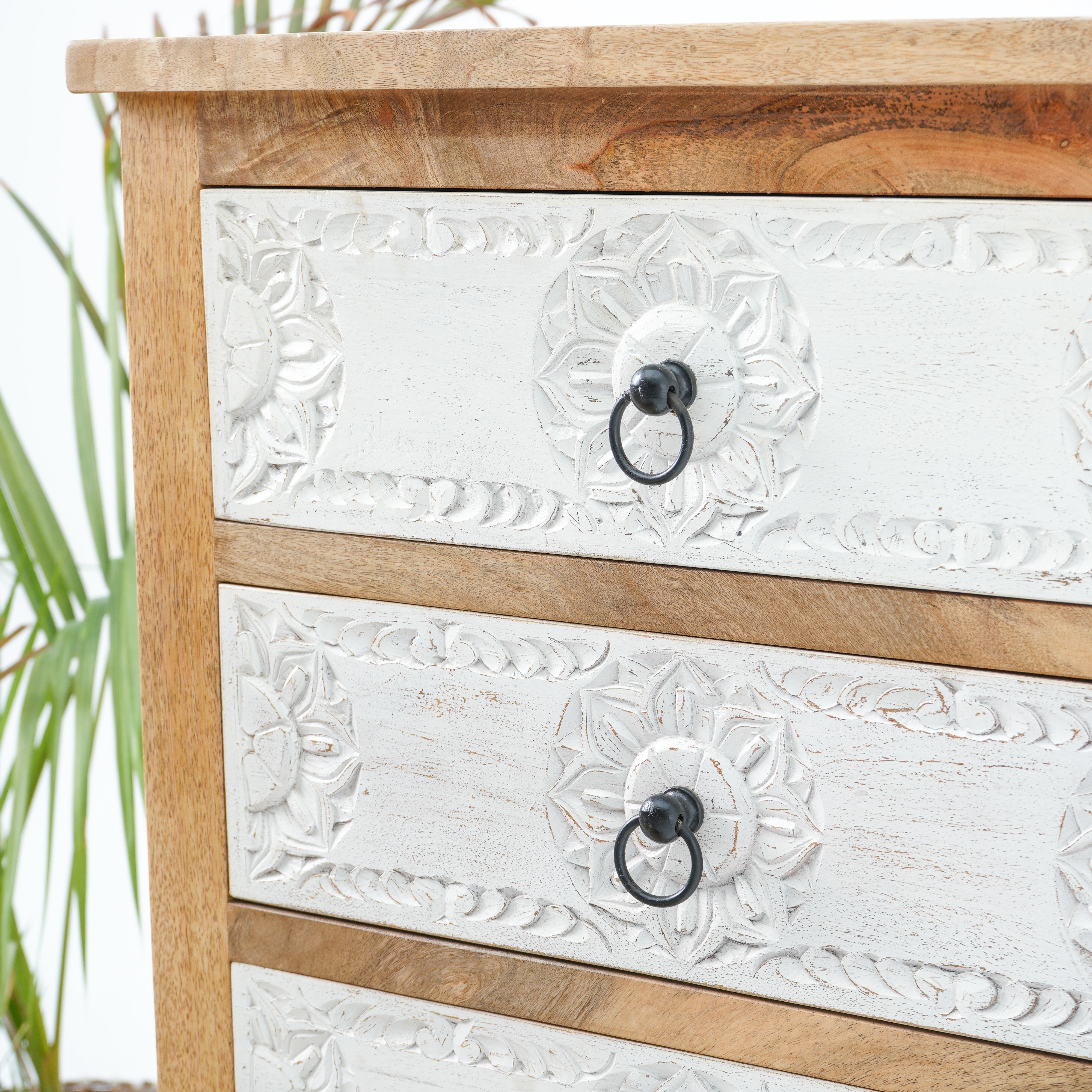 Darwin six drawer carwed chest of drawer