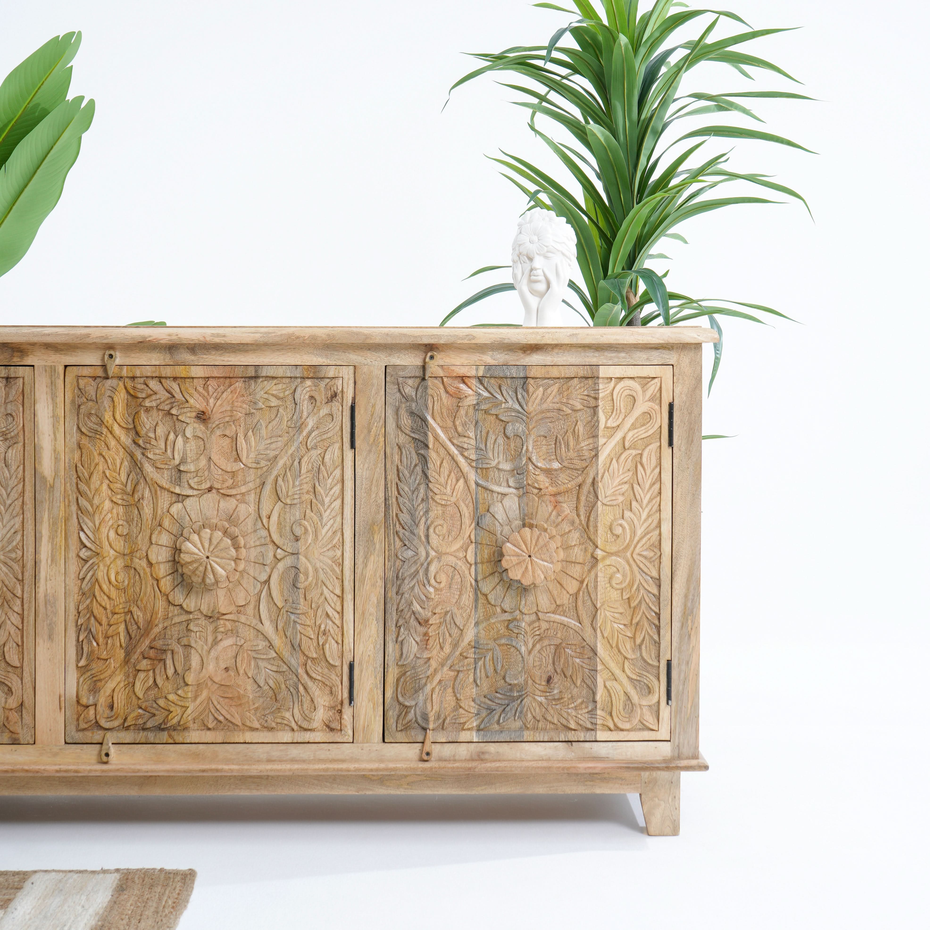 ESPERANCE THREE DOOR SIDEBOARD - Art and craft furniture