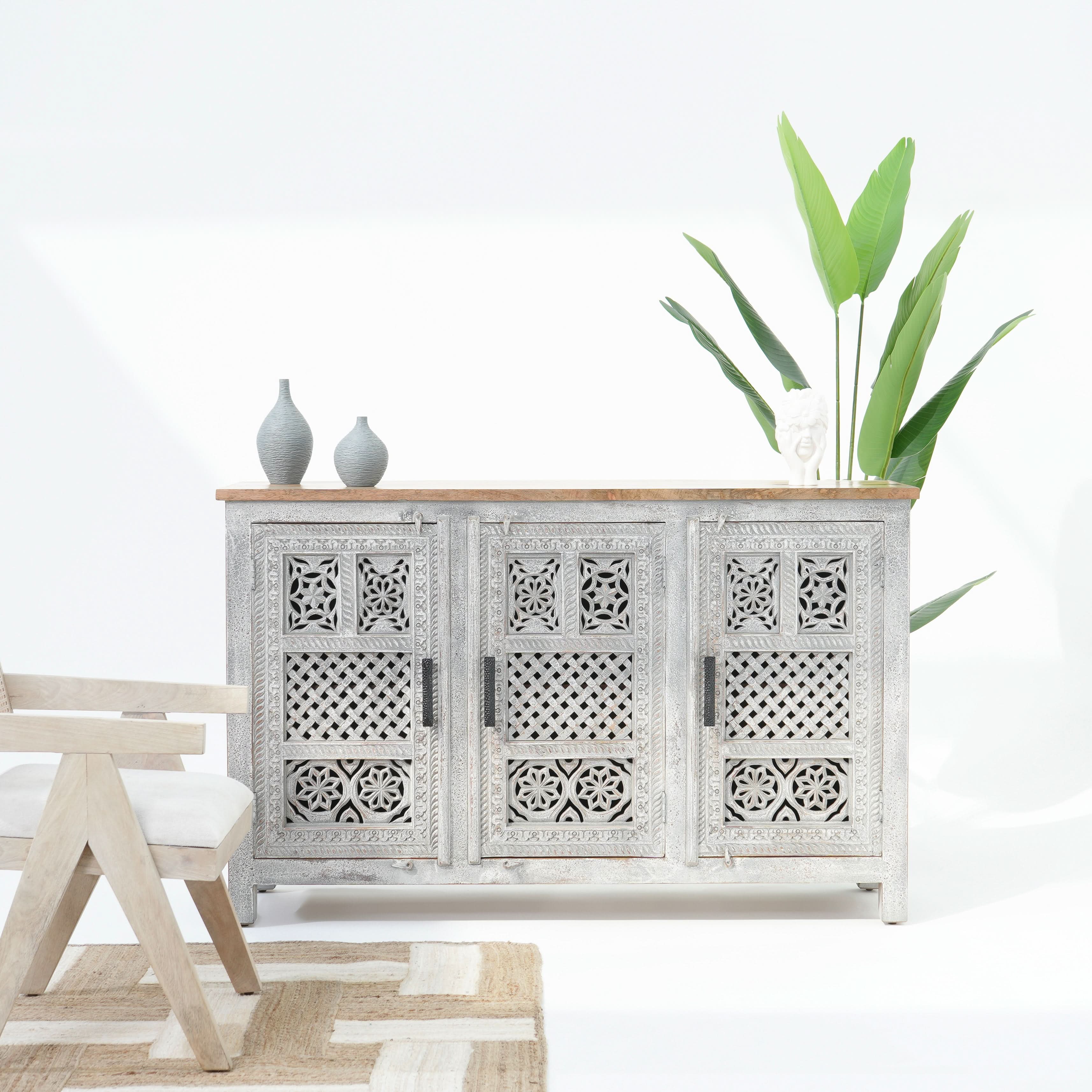 HARMONY THREE DOOR SIDEBOARD - Art and craft furniture
