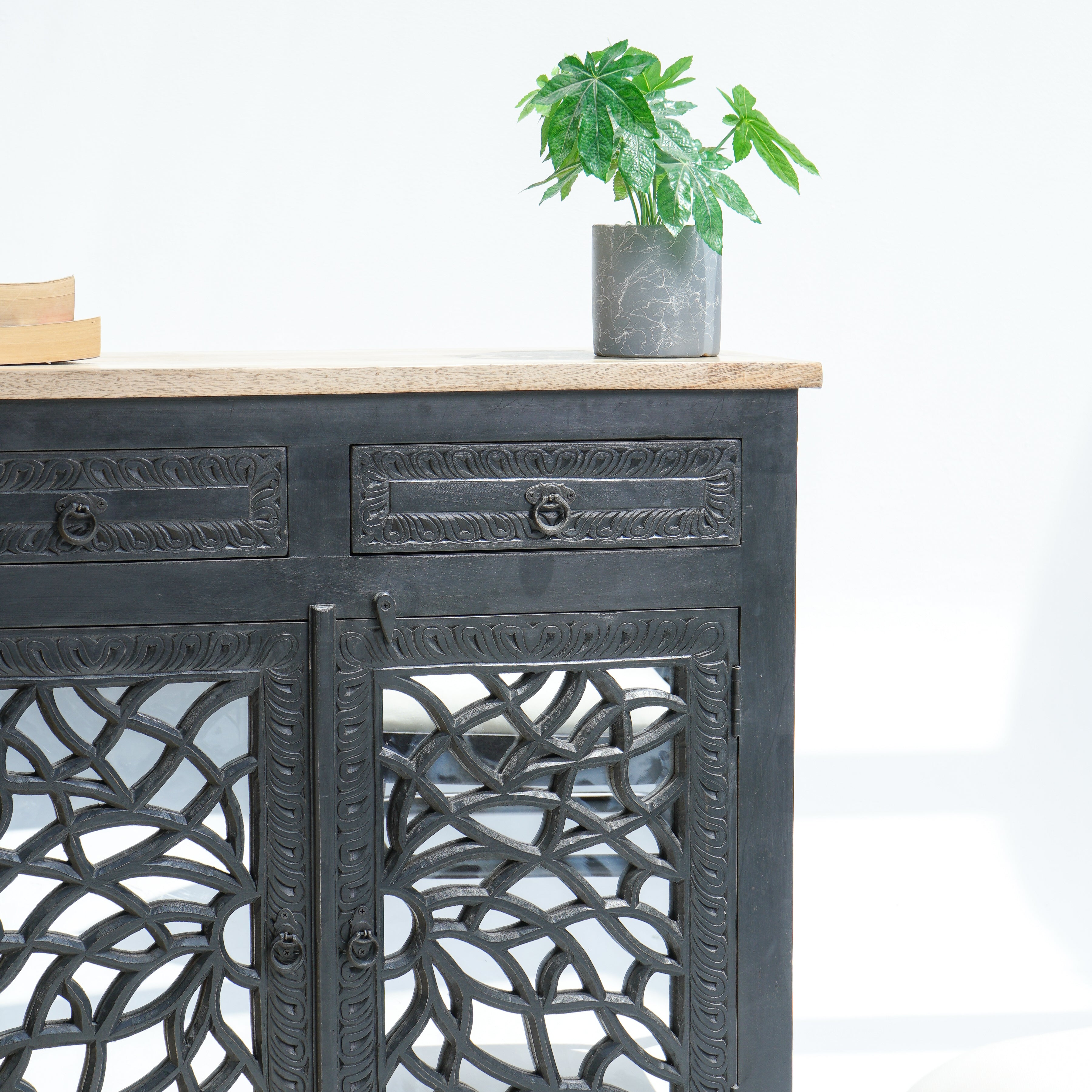 Lustre glass door sideboard