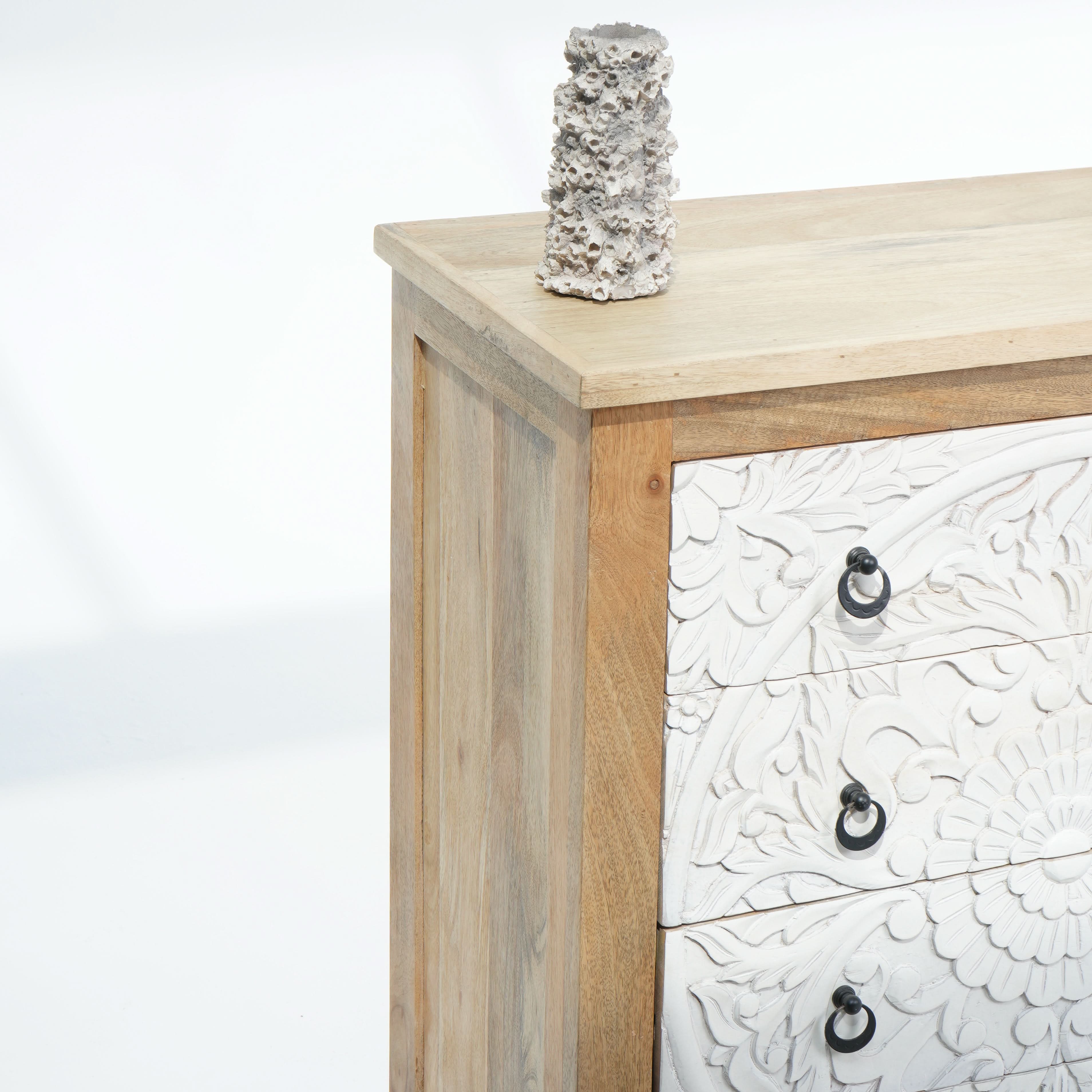 SEA LAKE CARVED CHEST OF DRAWERS - Art and craft furniture