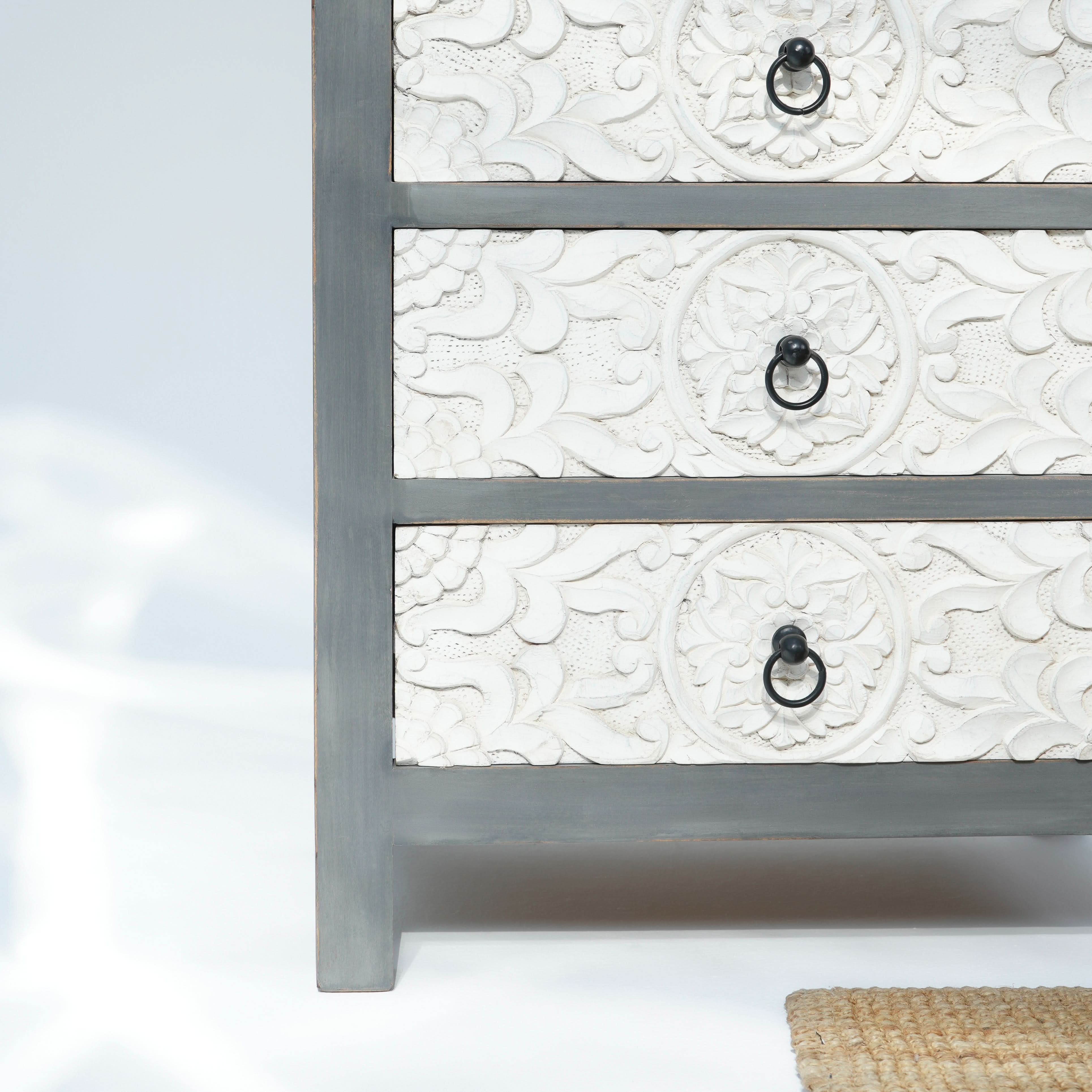 ALBURY FOUR DRAWER CARVED CHEST OF DRAWERS - Art and craft furniture