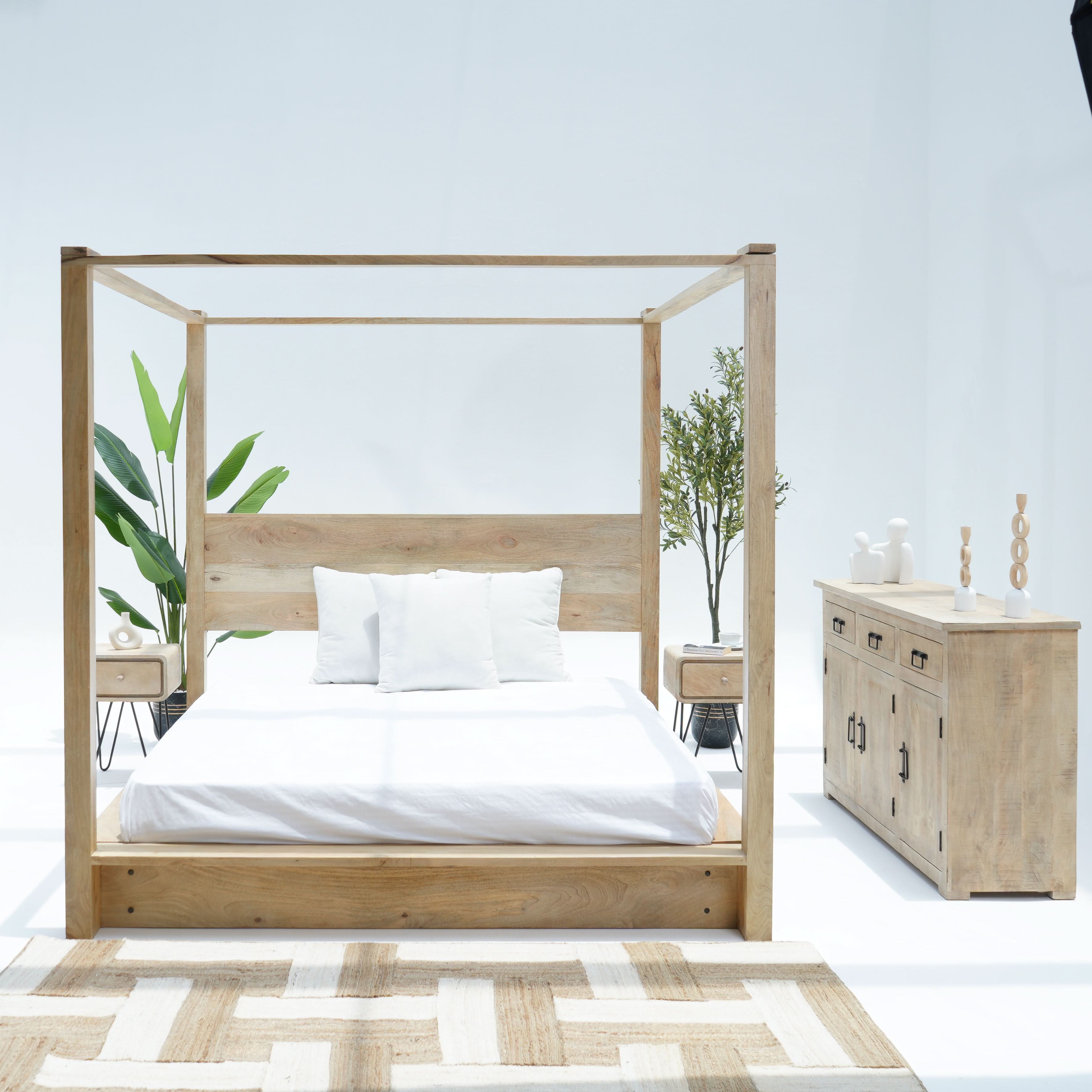 AUREVO MANGO WOOD FOUR POSTER BED - Art and craft furniture