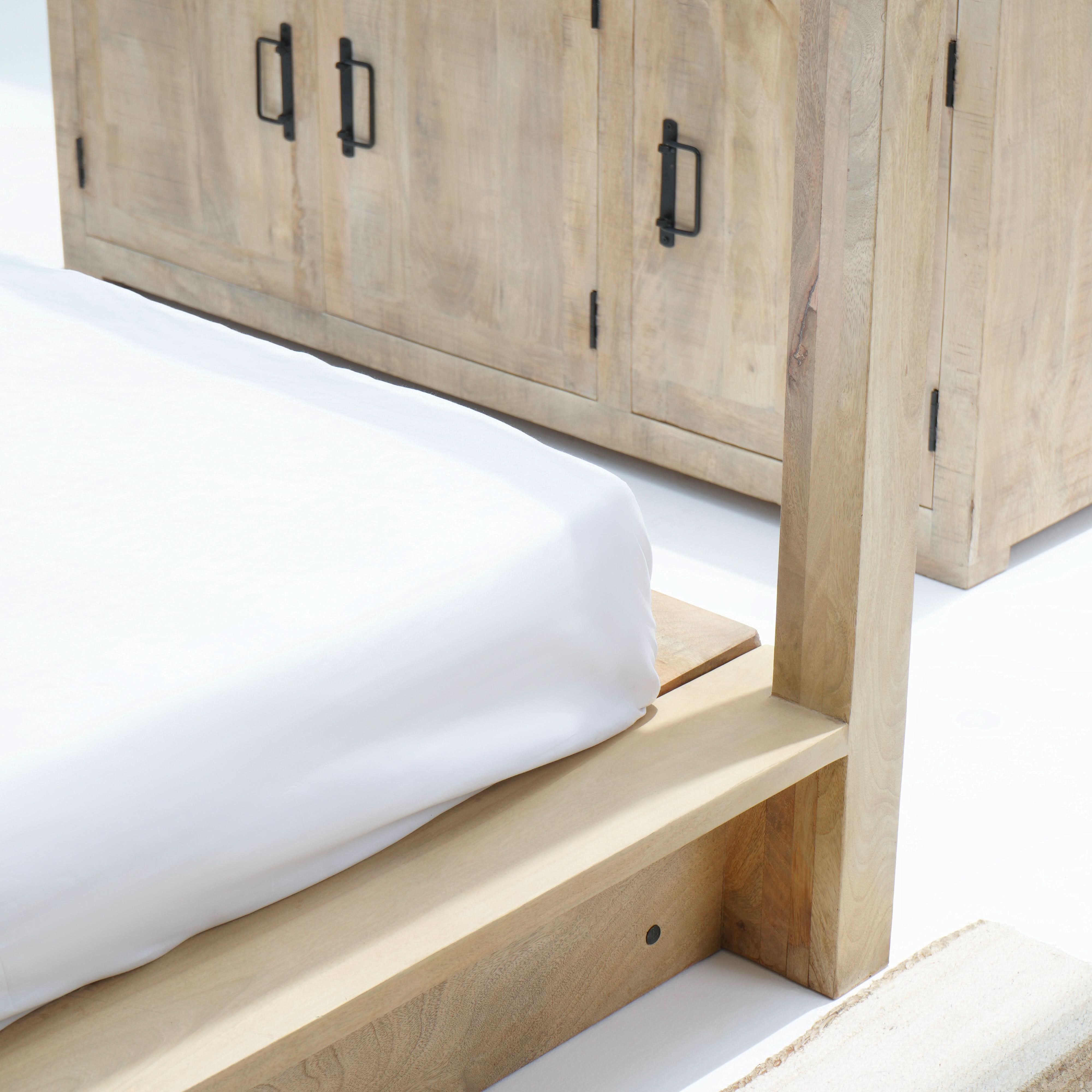 AUREVO MANGO WOOD FOUR POSTER BED - Art and craft furniture