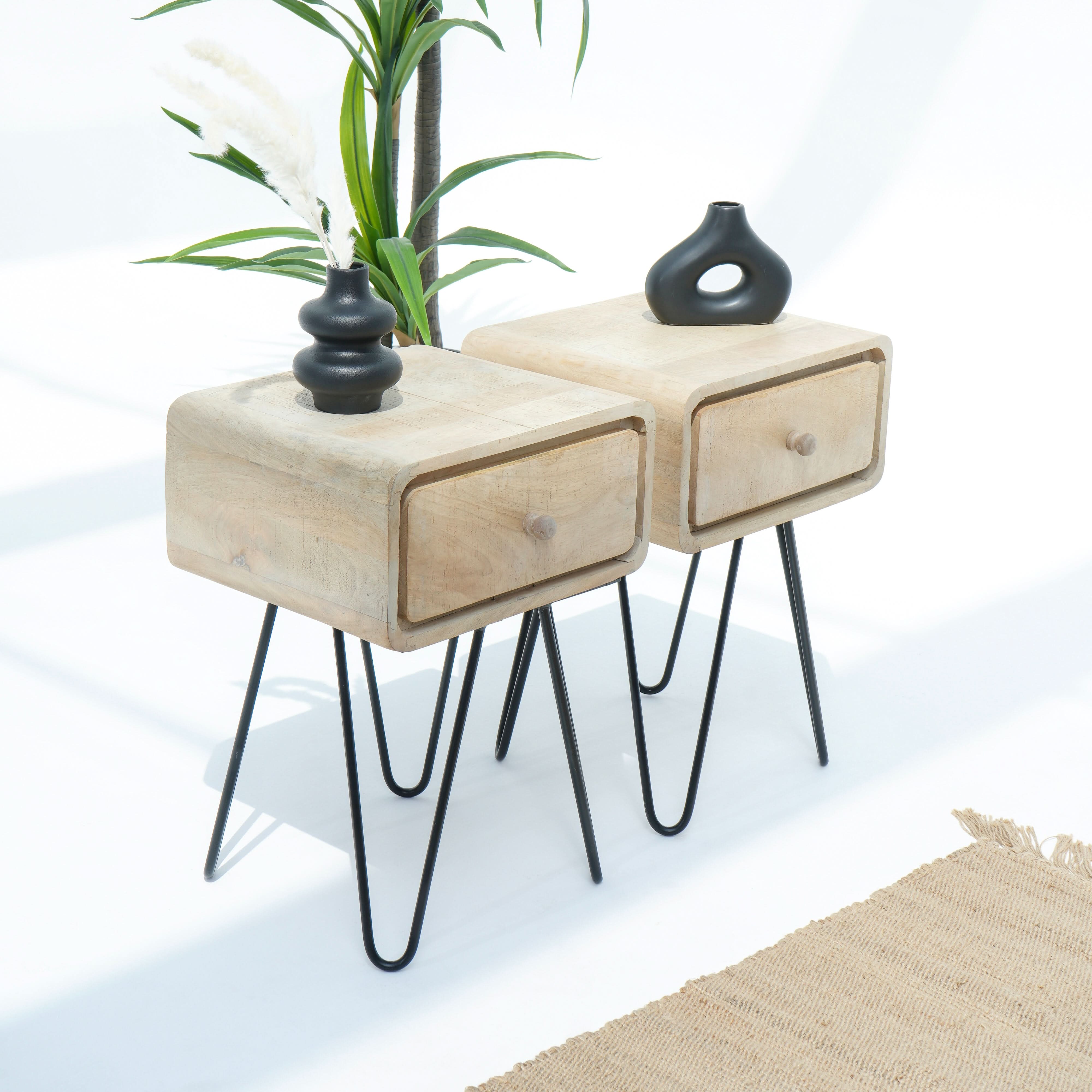 MANGOEDGE HAIRPIN NIGHTSTAND - Art and craft furniture