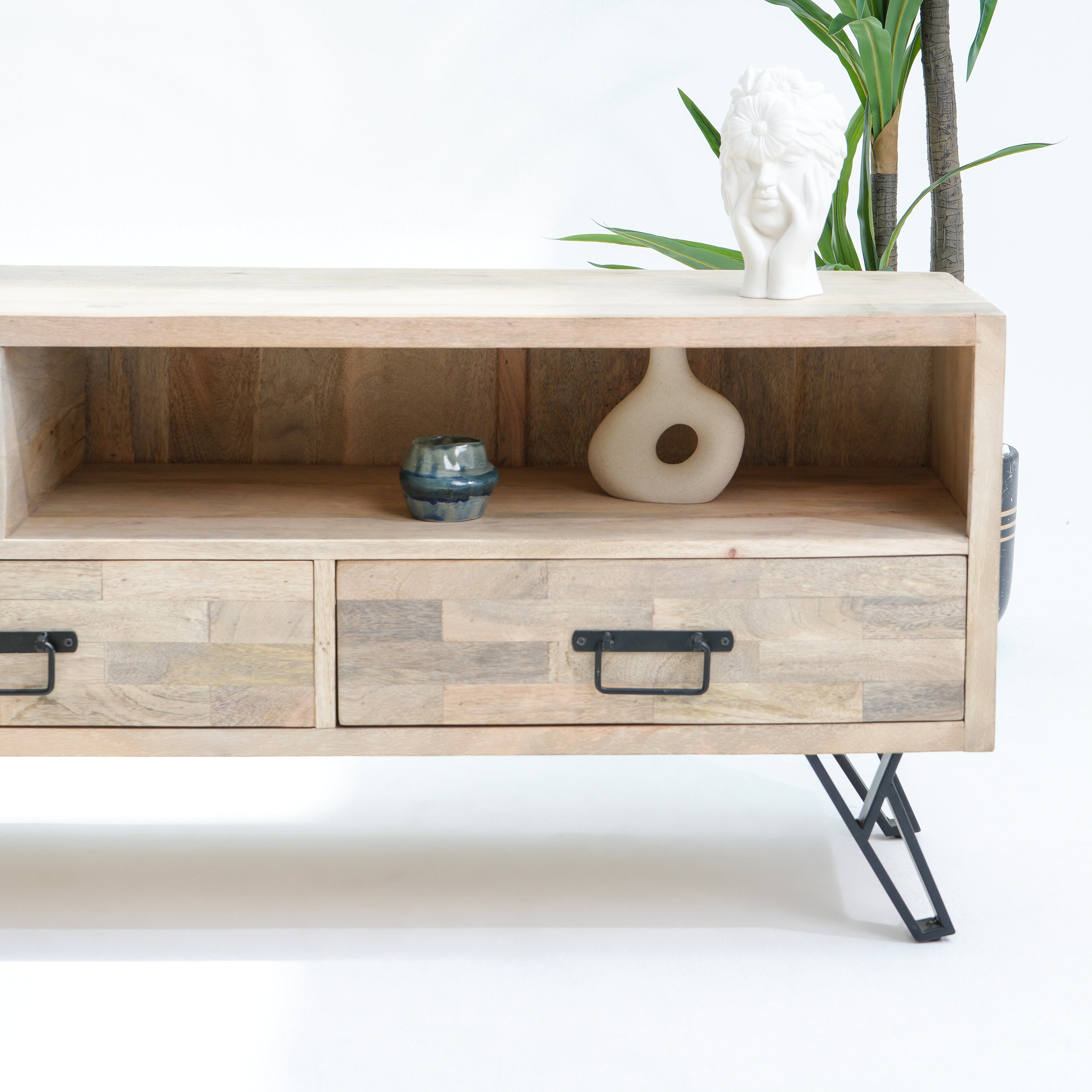 Skyline plan Tv stand