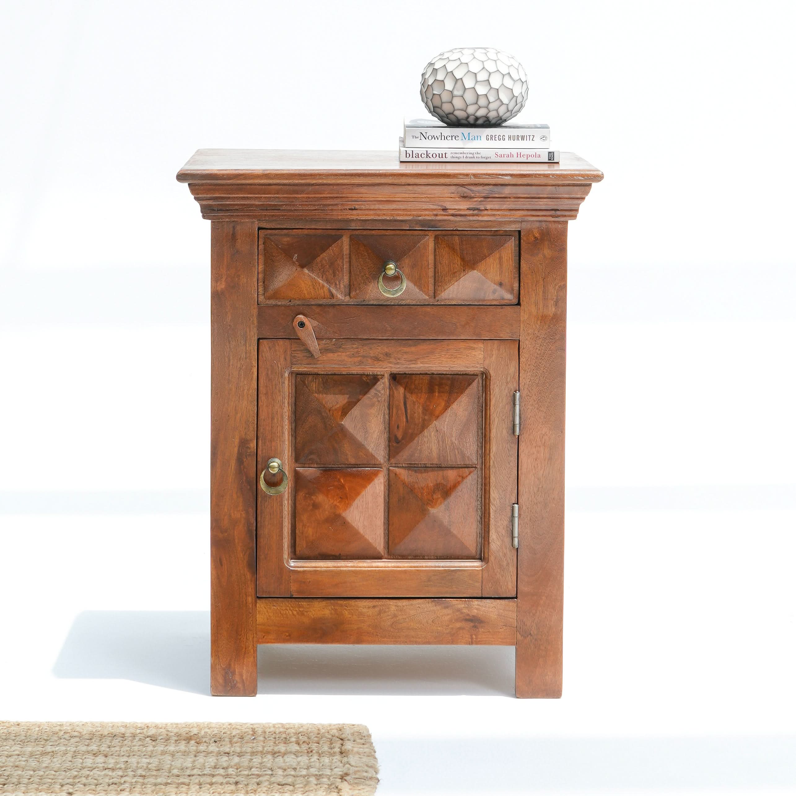 DIAMOND NIGHTSTAND TABLE - Art and craft furniture