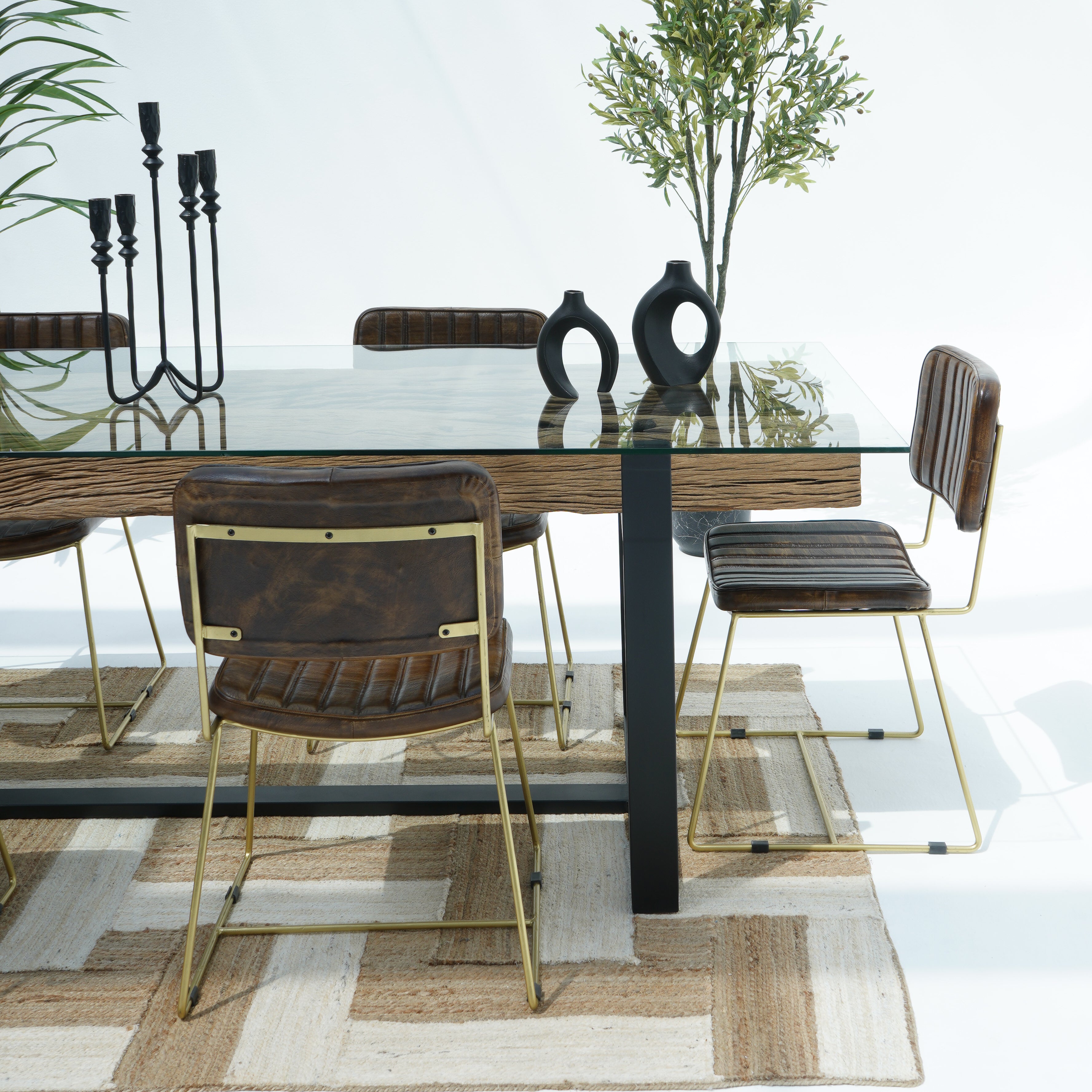 Indian Heritage Railway Log With Black Metal Leg Dining Table