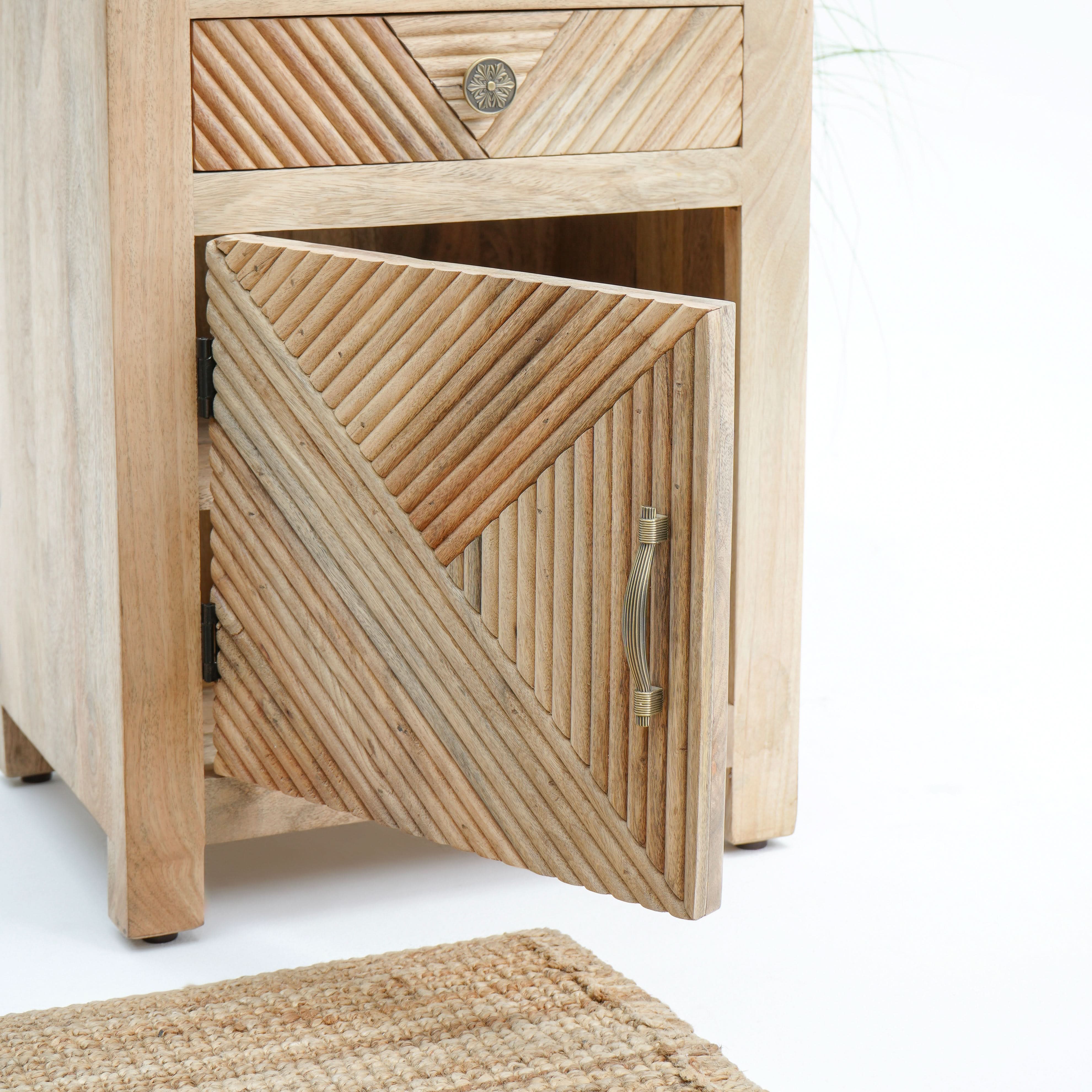 LUWIN WOODEN NIGHTSTAND TABLE - Art and craft furniture