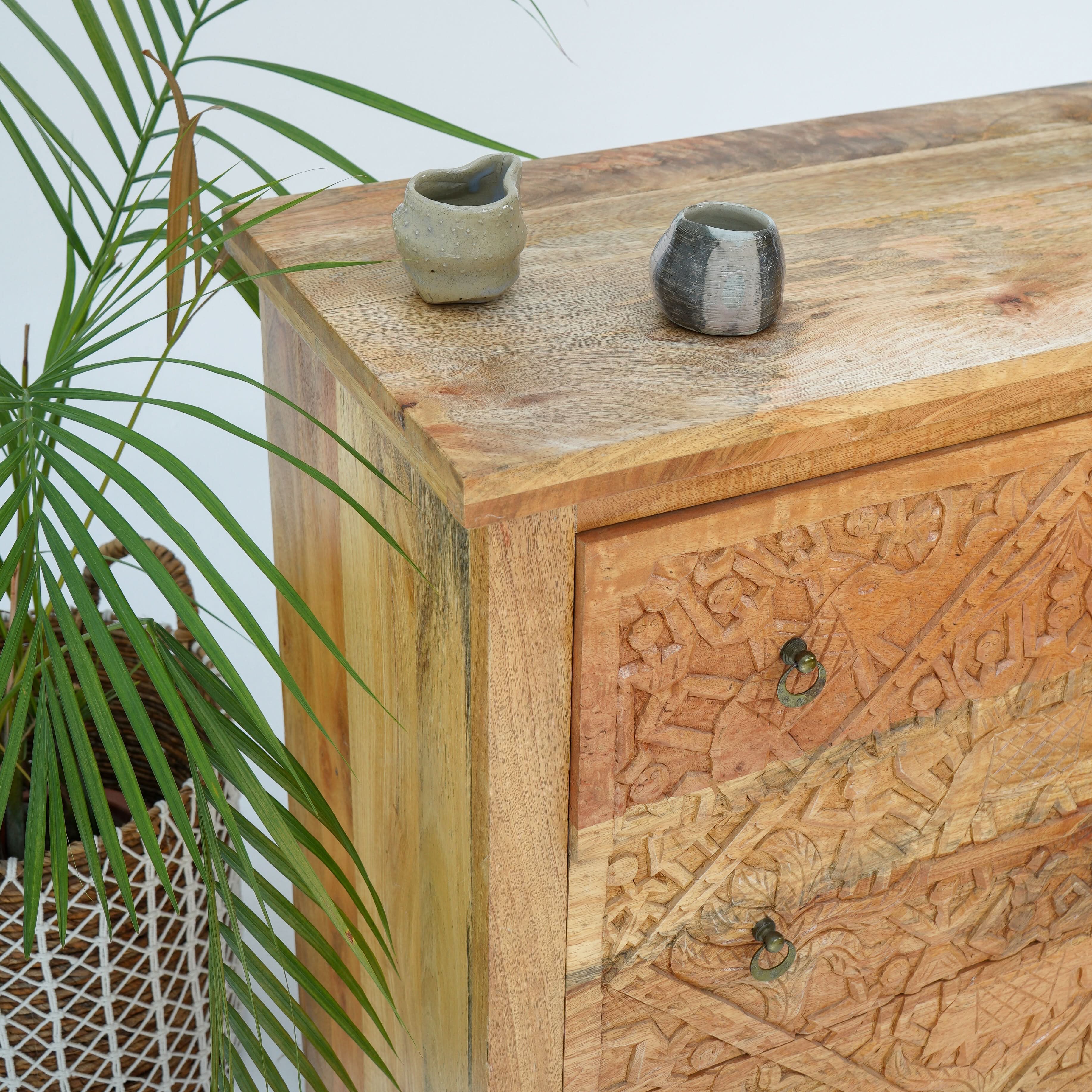 LISMORE CARVING SIX DRAWER CHEST OF DRAWERS - Art and craft furniture