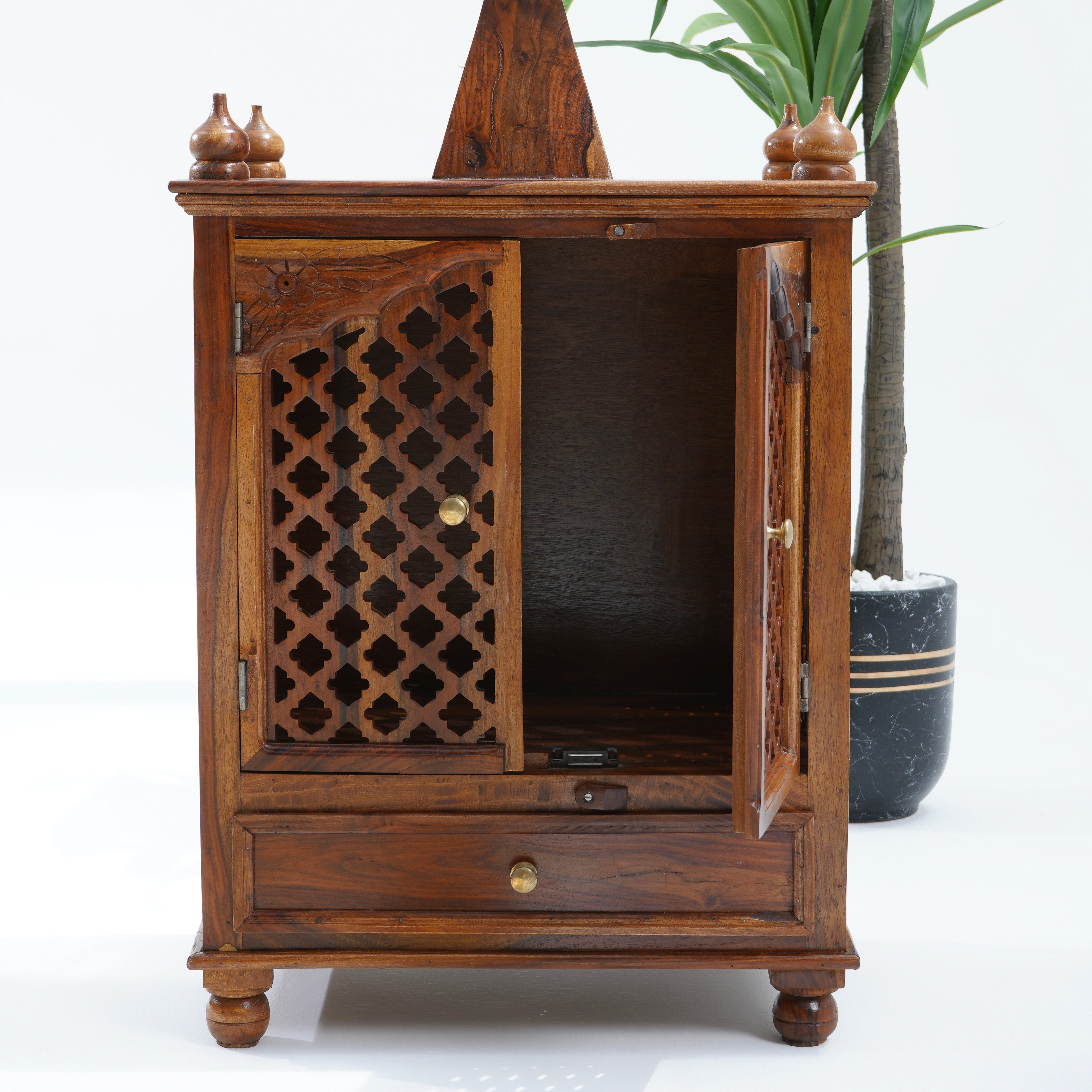 WDN TWO DOOR & ONE DRAWER TEMPLE