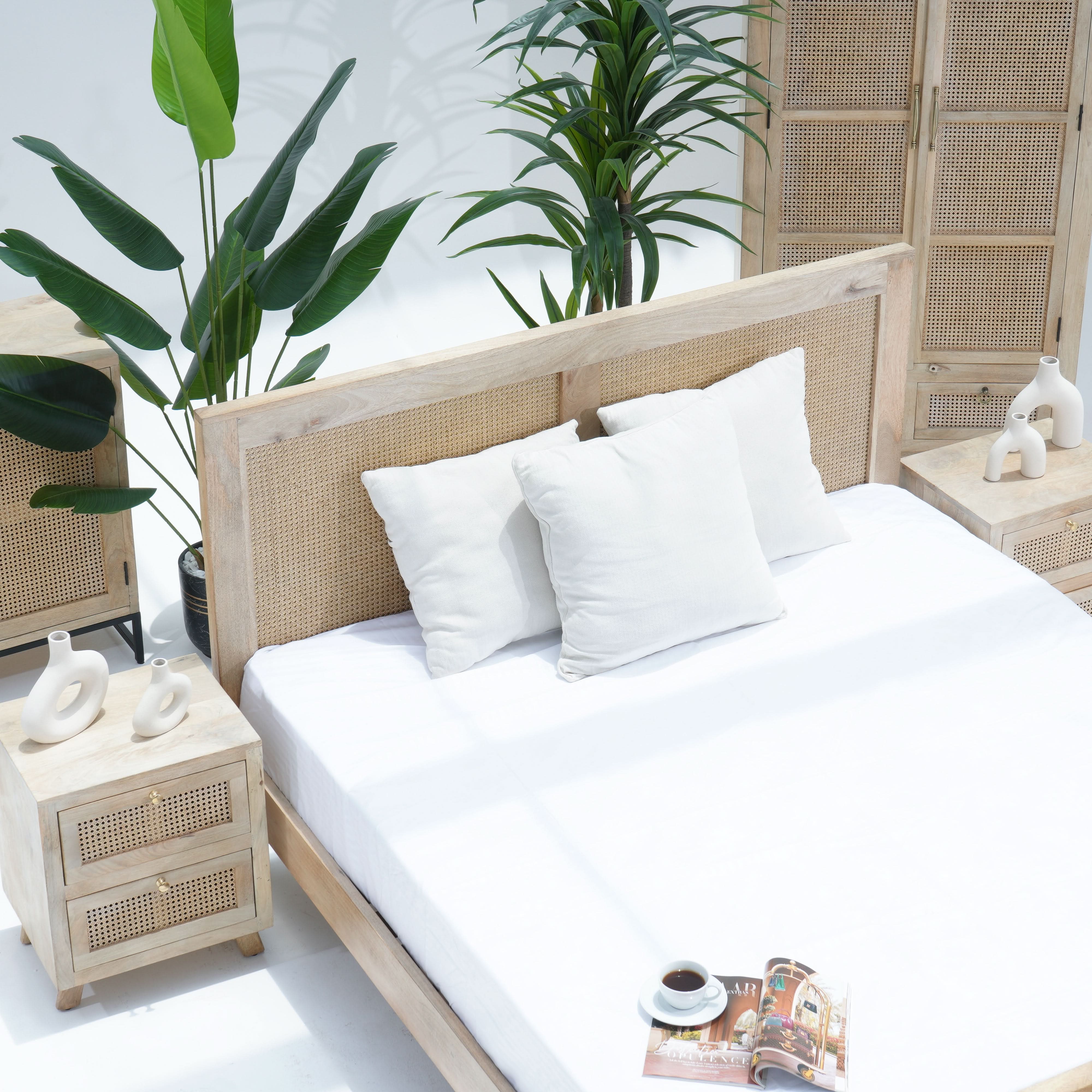 CANOVIA CANE FTD BED - Art and craft furniture