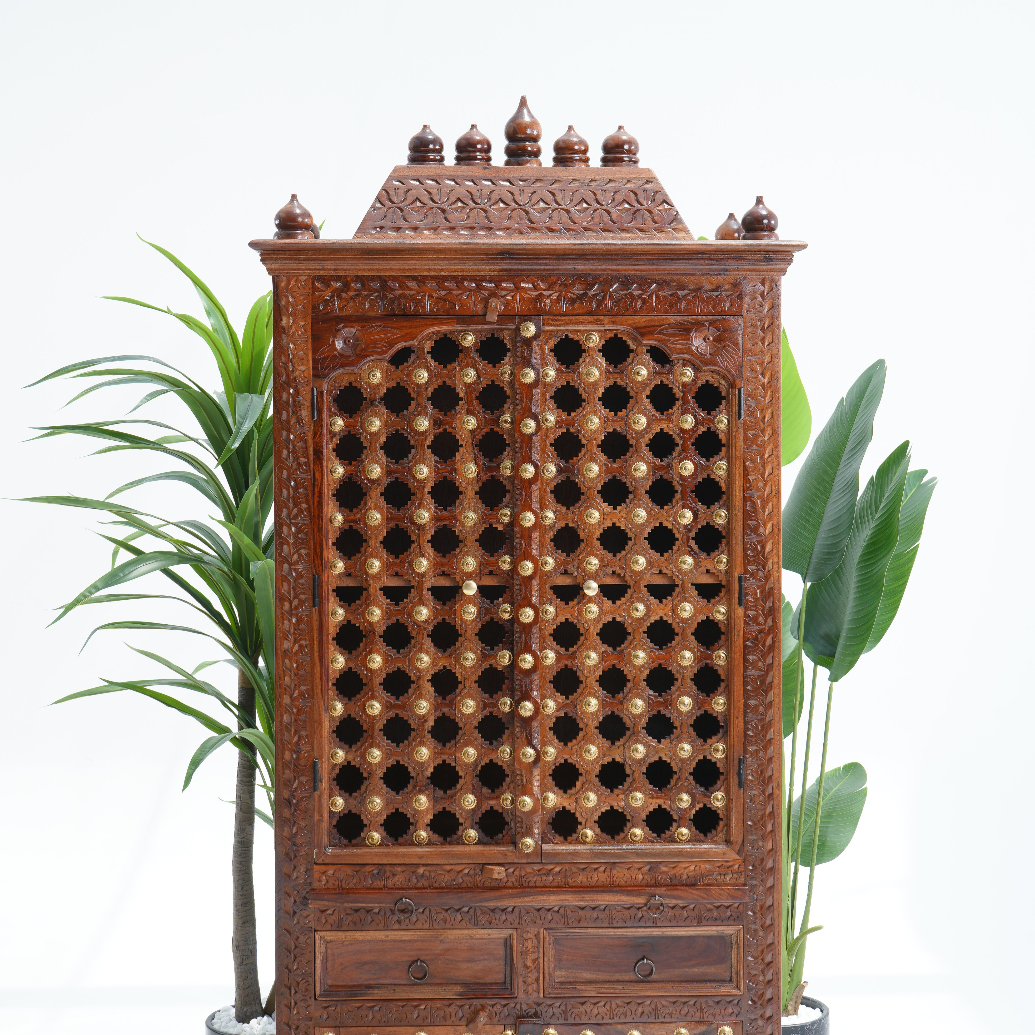 WDN FOUR BAKRA DOOR & TWO DRAWER TEMPLE