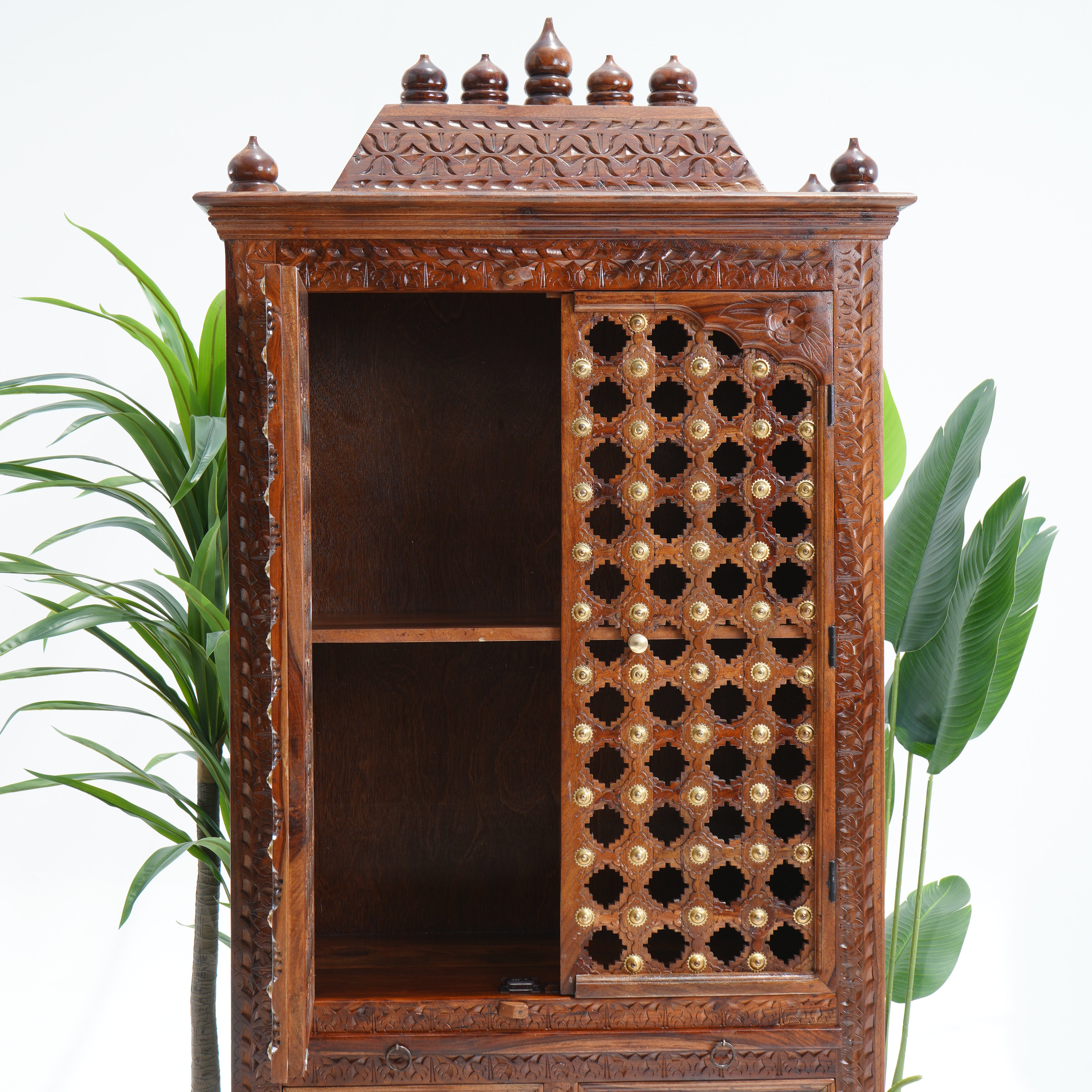 WDN FOUR BAKRA DOOR & TWO DRAWER TEMPLE