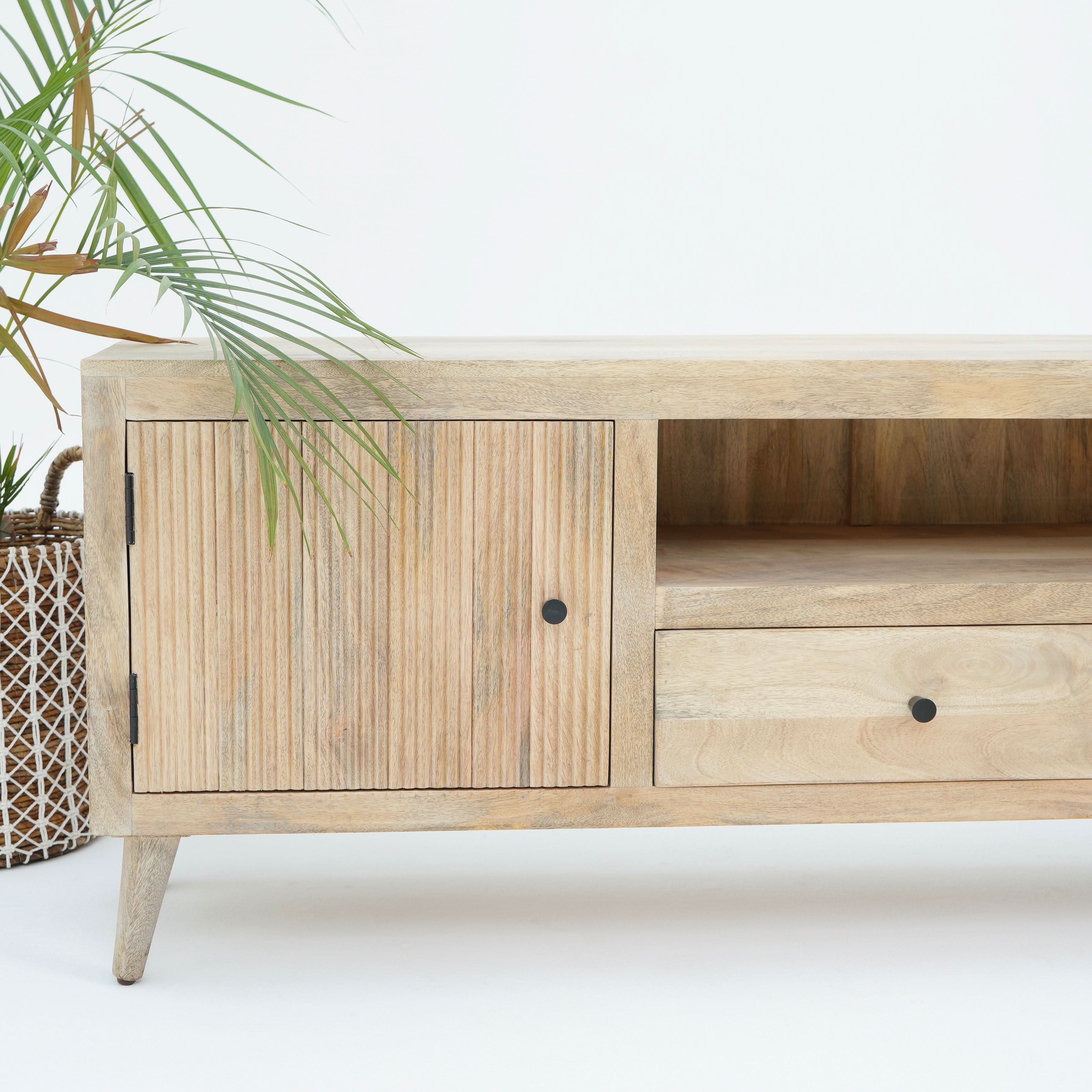 LUWIN LINNING TV STAND - Art and craft furniture