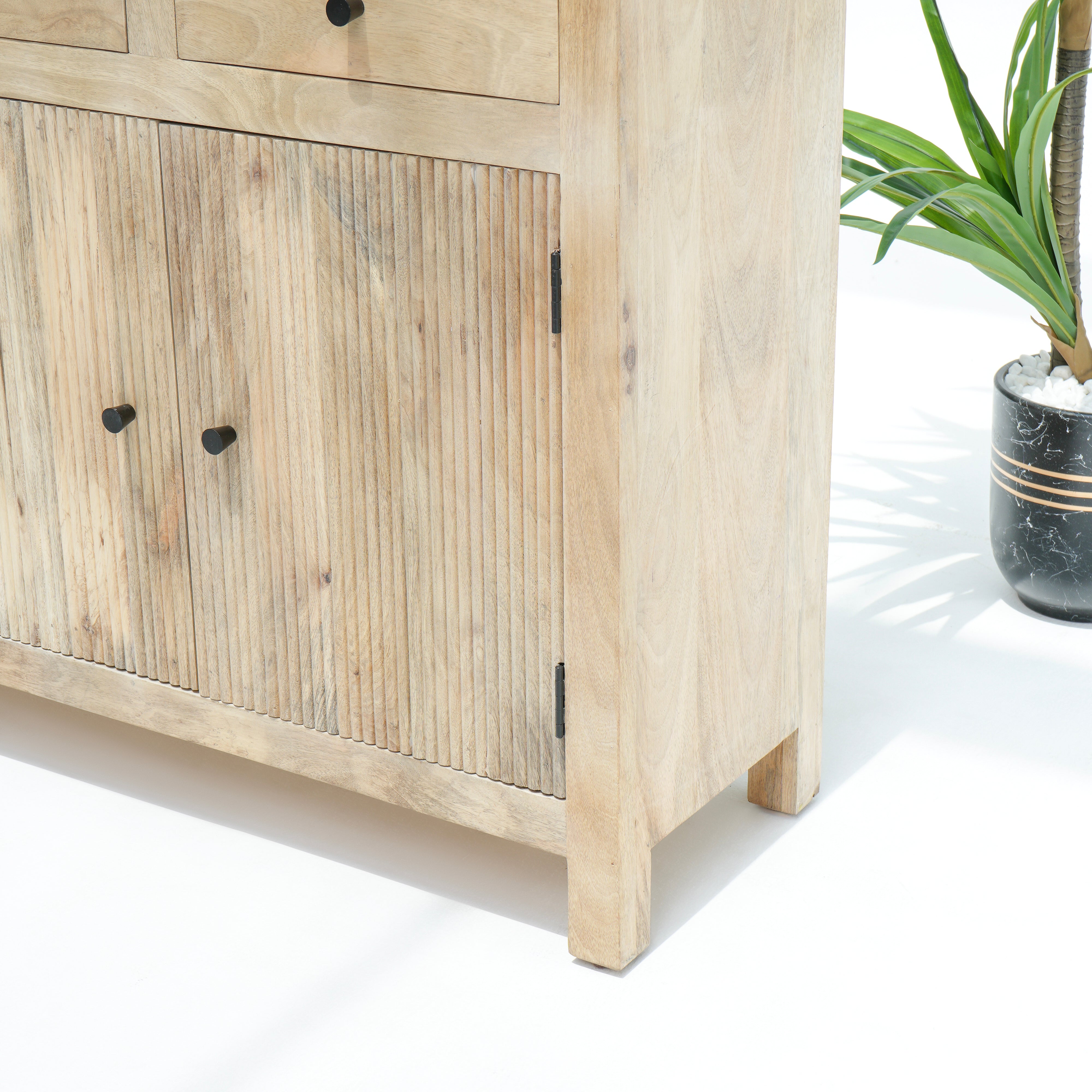 Luwin lining four door & drawer sideboard