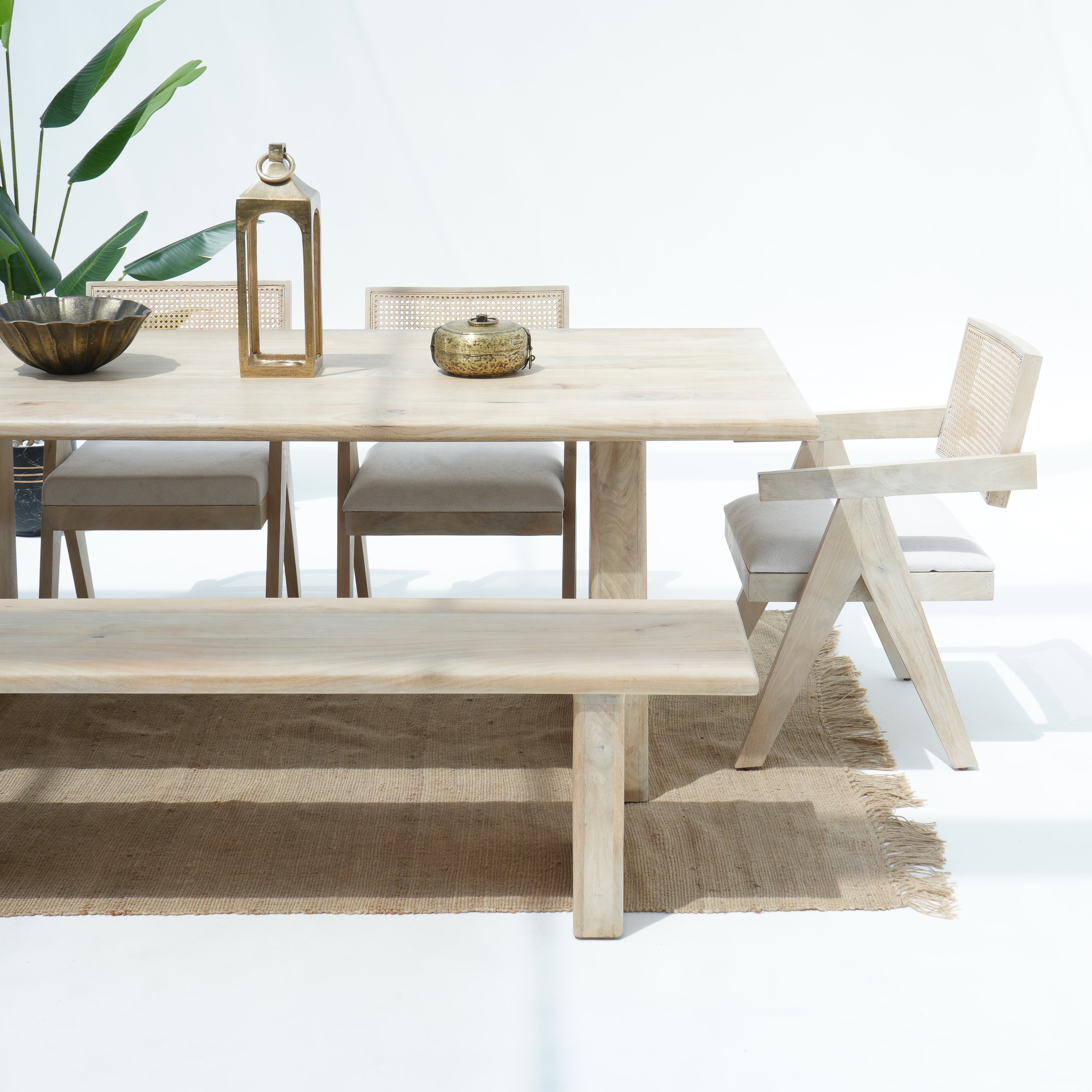 San Francisco Dream Mango Wood Plan Top With Wooden Leg Dining Table