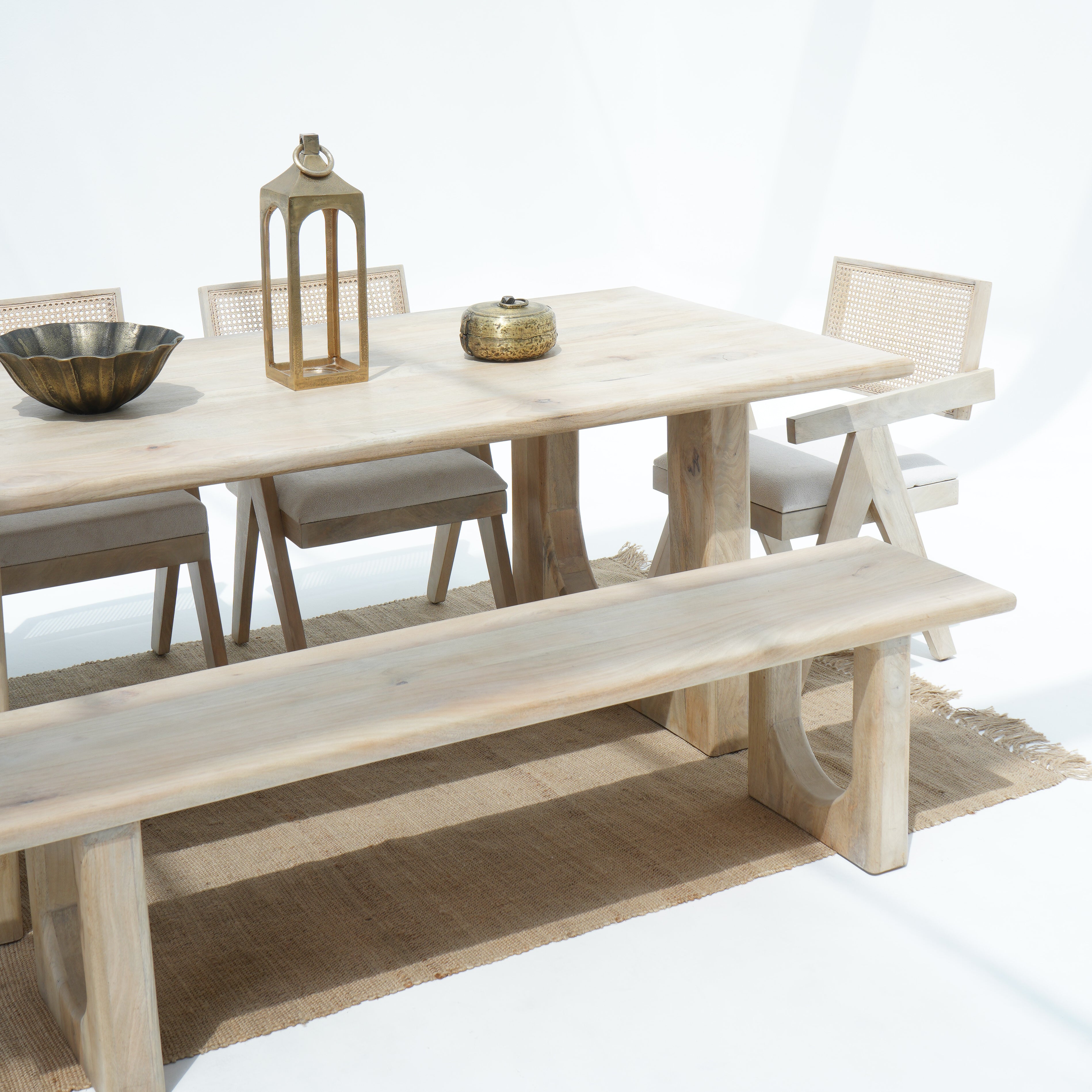 San Francisco Dream Mango Wood Plan Top With Wooden Leg Dining Table