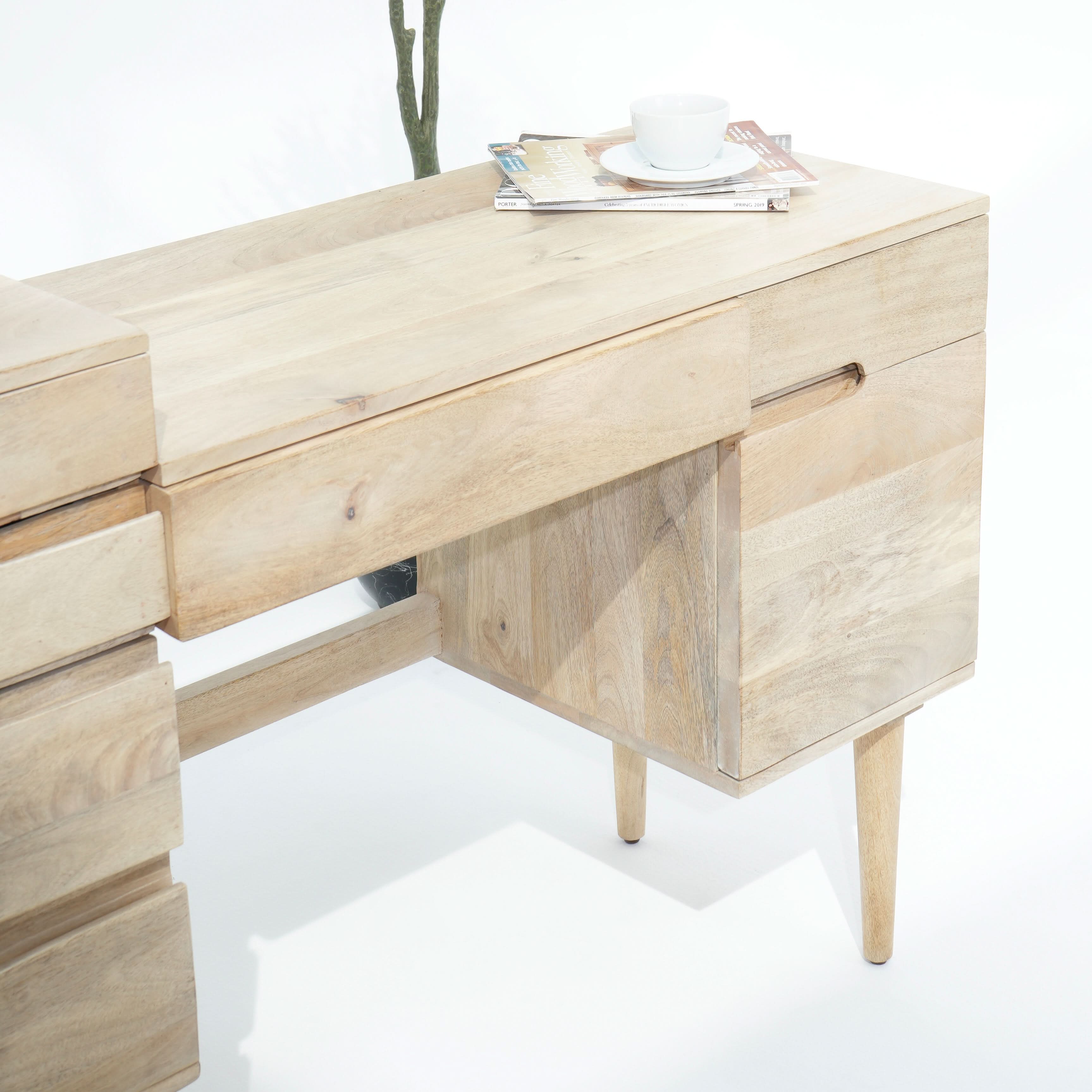 NEXUS STUDY DESK - Art and craft furniture